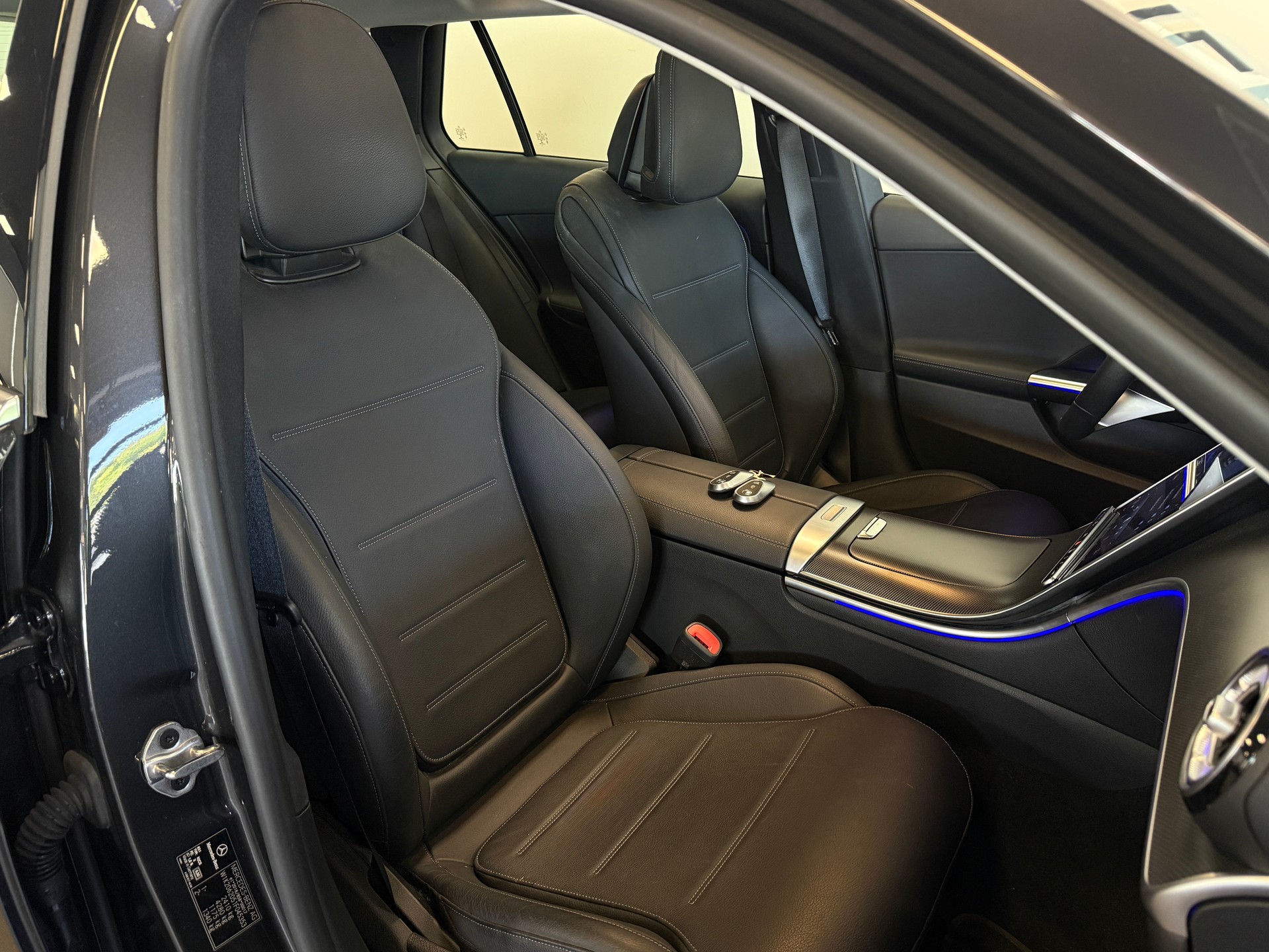 MERCEDES-BENZ C 220 d T 4Matic Avantgarde *Panoramadach*-image-11
