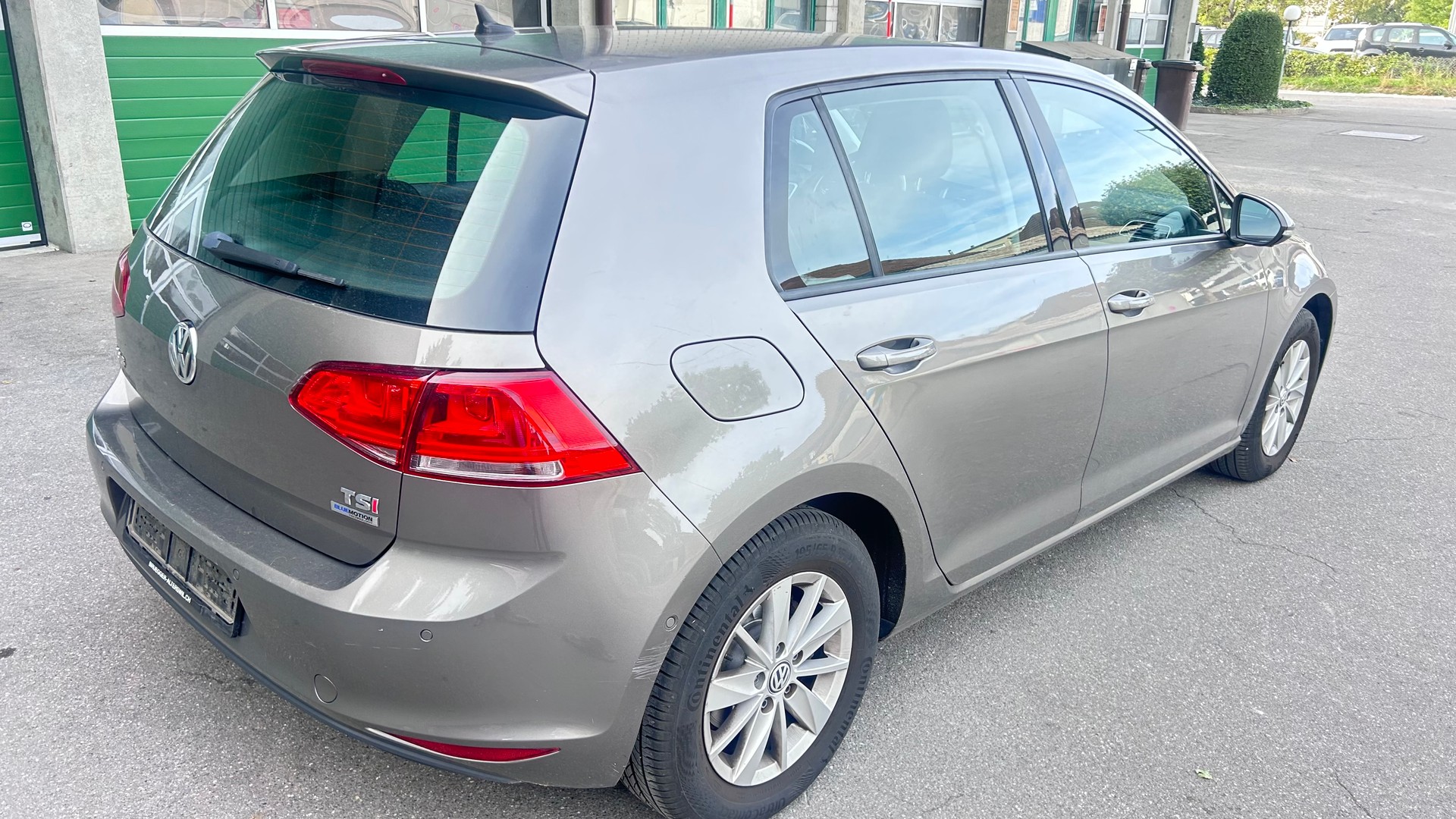 VW Golf 1.4 TSI Highline DSG-image-2