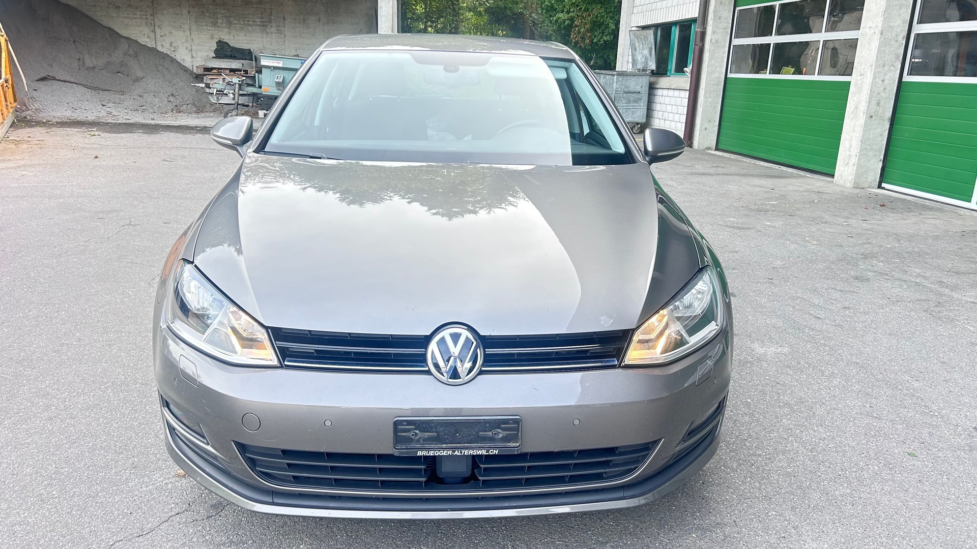 VW Golf 1.4 TSI Highline DSG-image-1