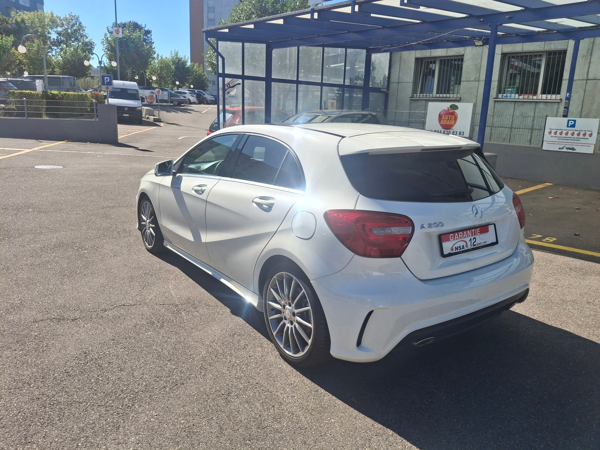 MERCEDES-BENZ A 200 AMG Line 7G-DCT-image-7