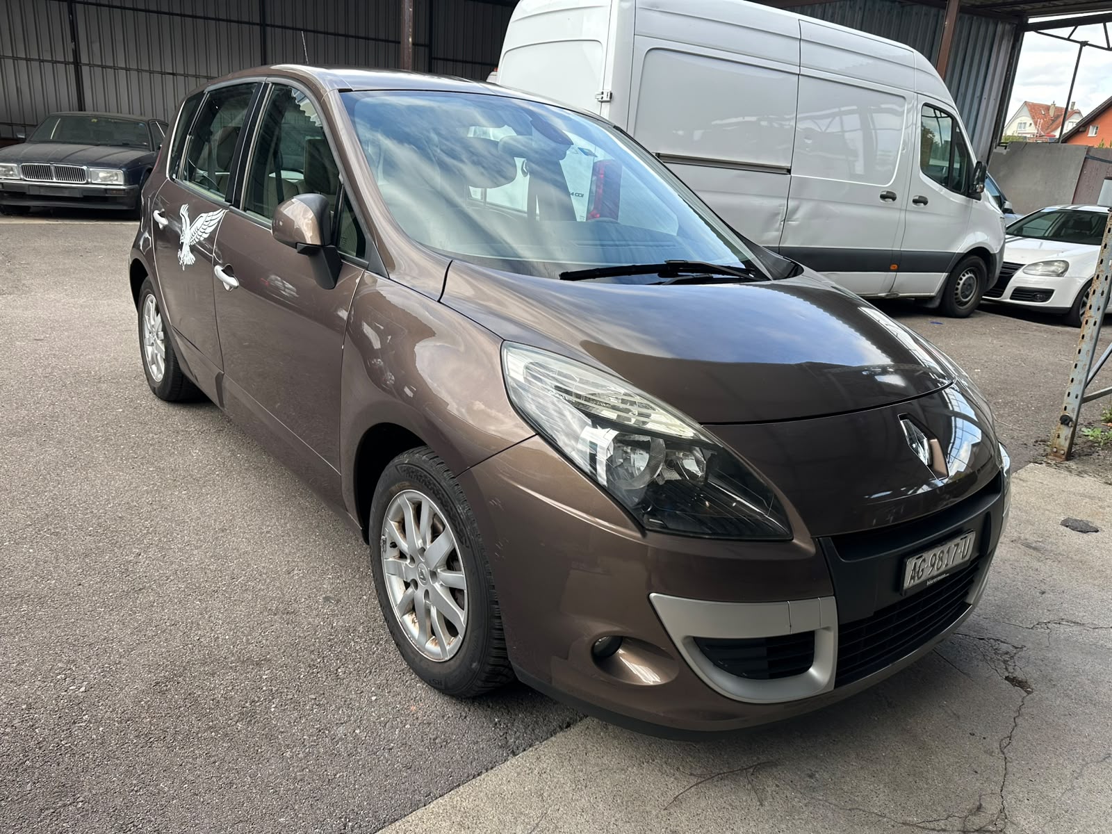 RENAULT Scénic 1.4 16V Turbo Privilège-image-2
