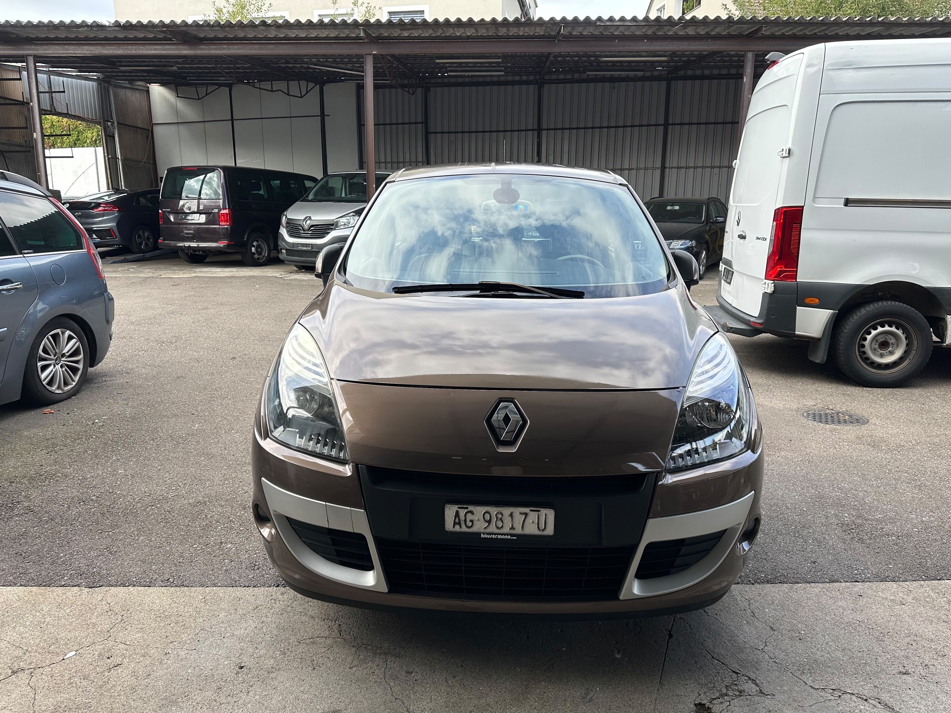 RENAULT Scénic 1.4 16V Turbo Privilège-image-0