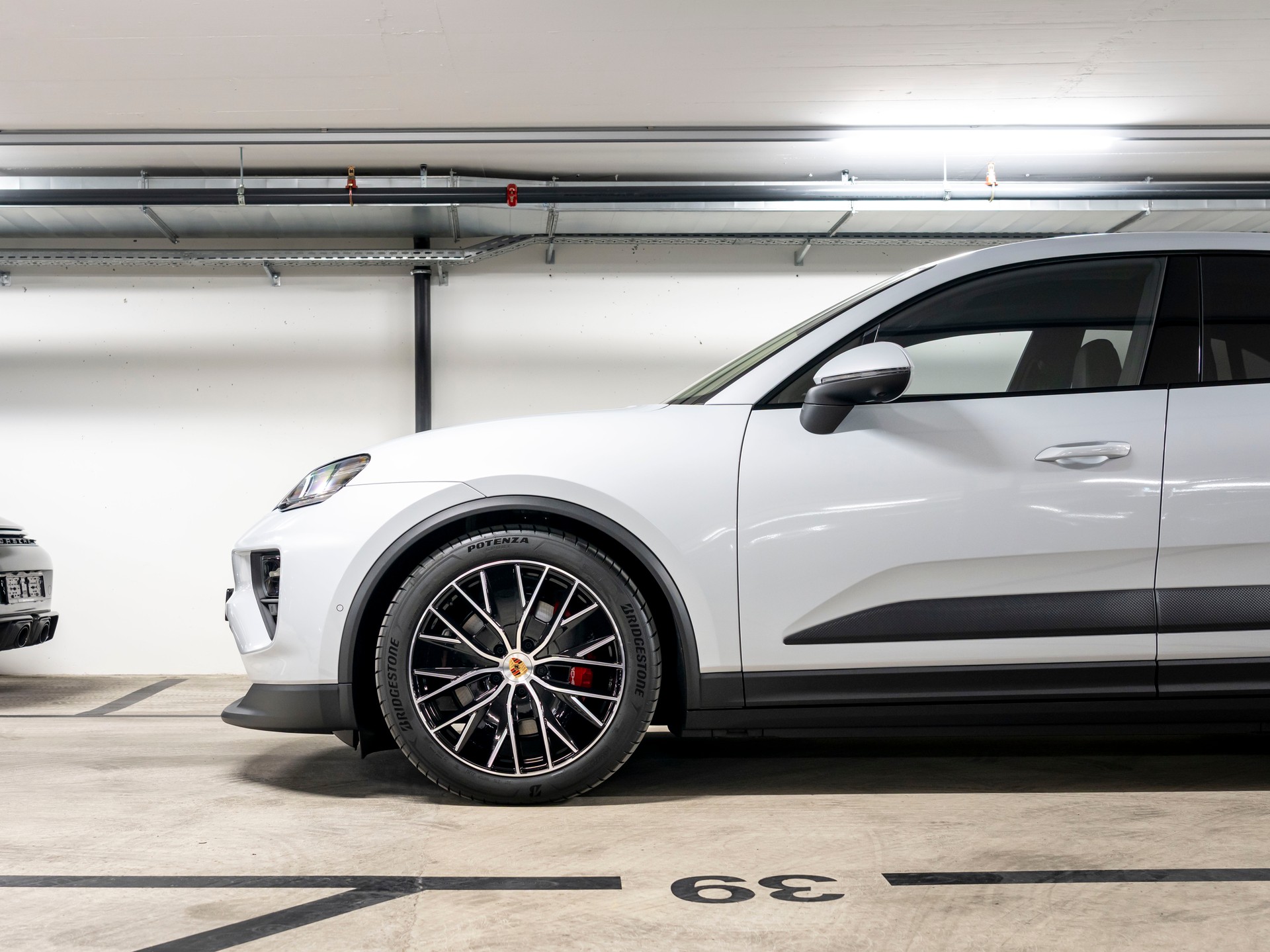 PORSCHE Macan 4S 100kWh-image-6