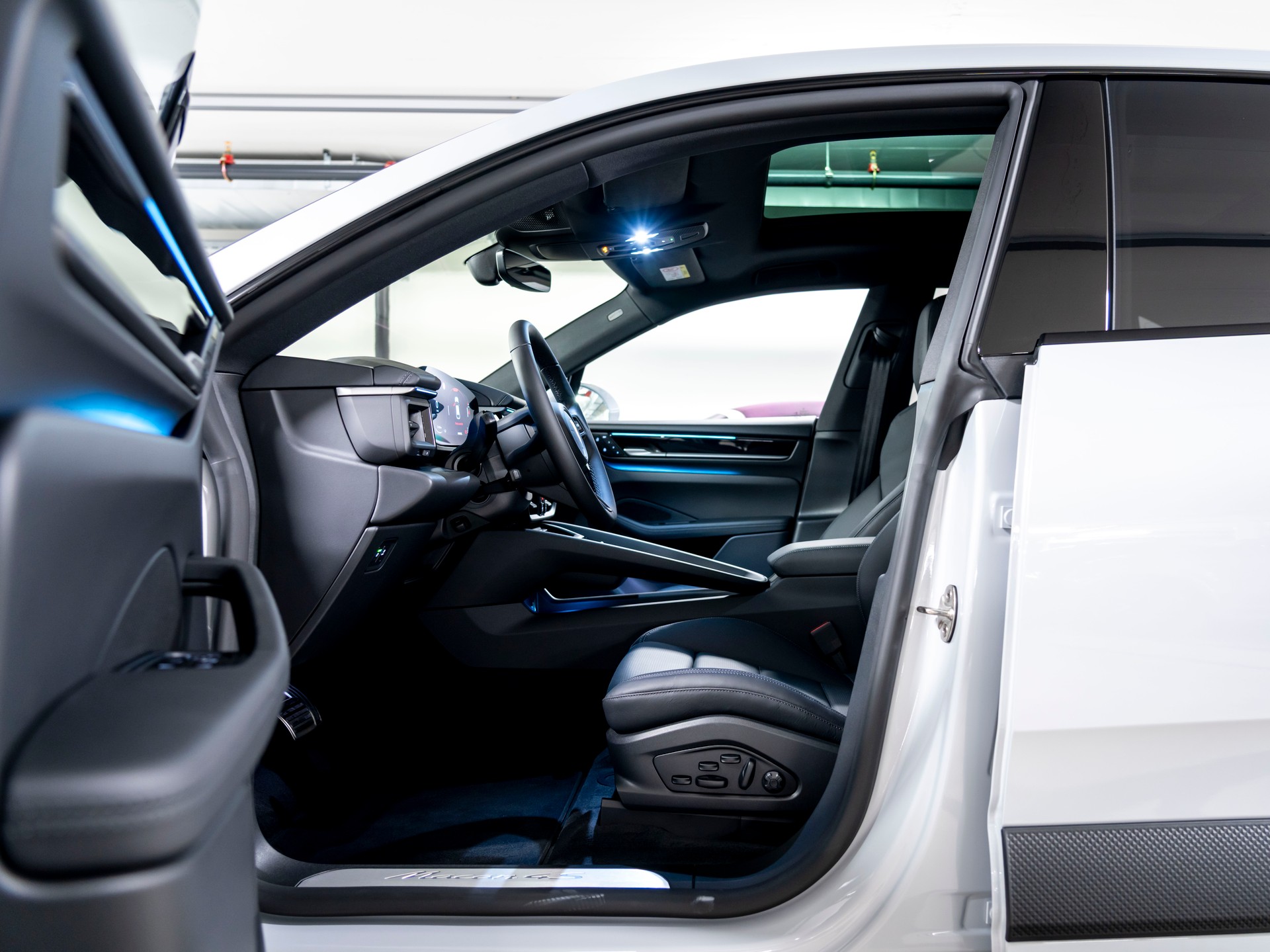 PORSCHE Macan 4S 100kWh-image-11