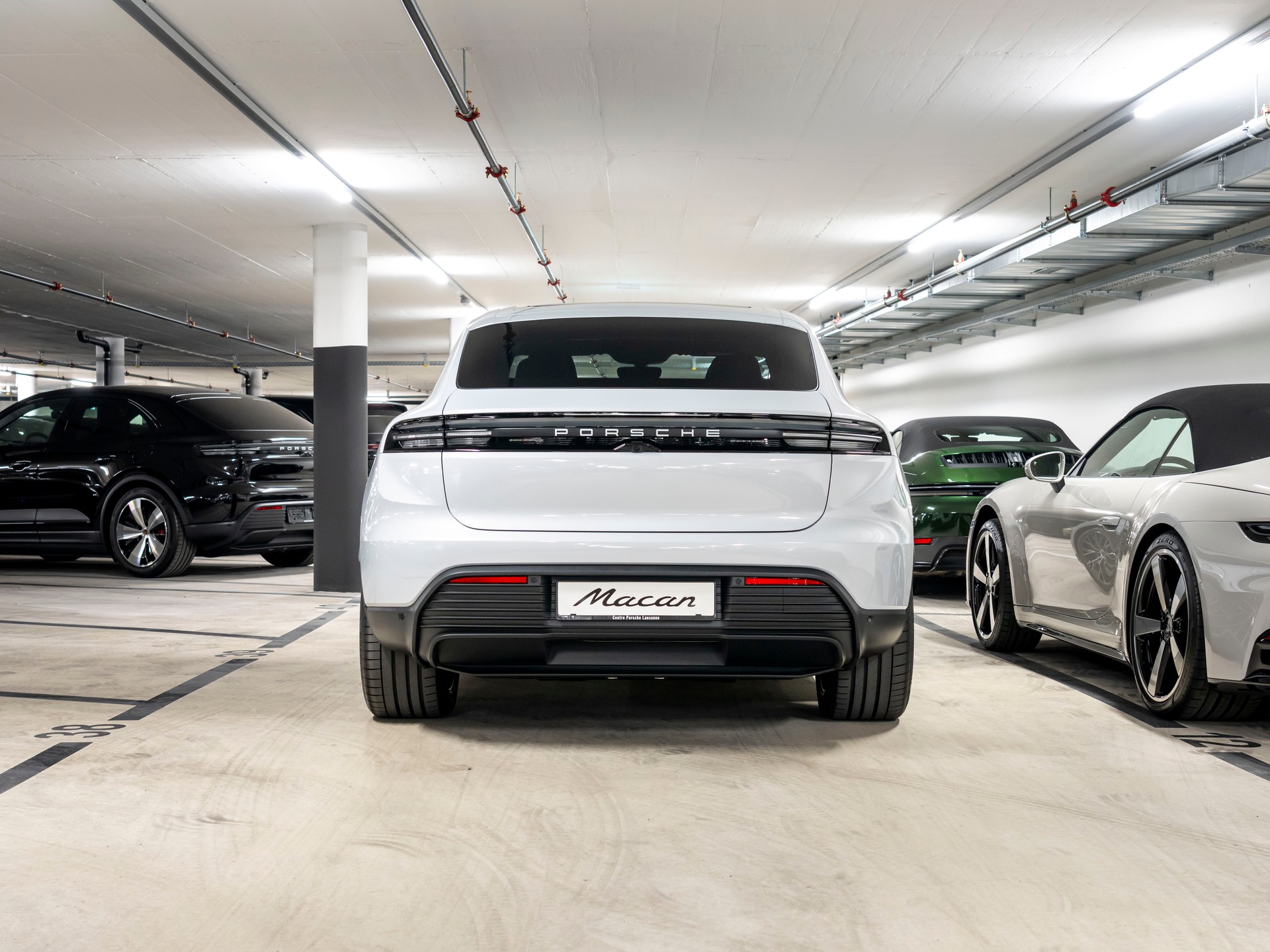 PORSCHE Macan 4S 100kWh-image-4