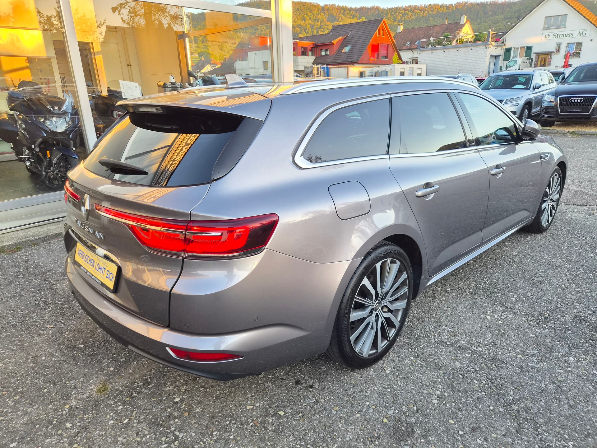RENAULT Talisman Grandtour 2.0 Blue dCi Intens EDC-image-5