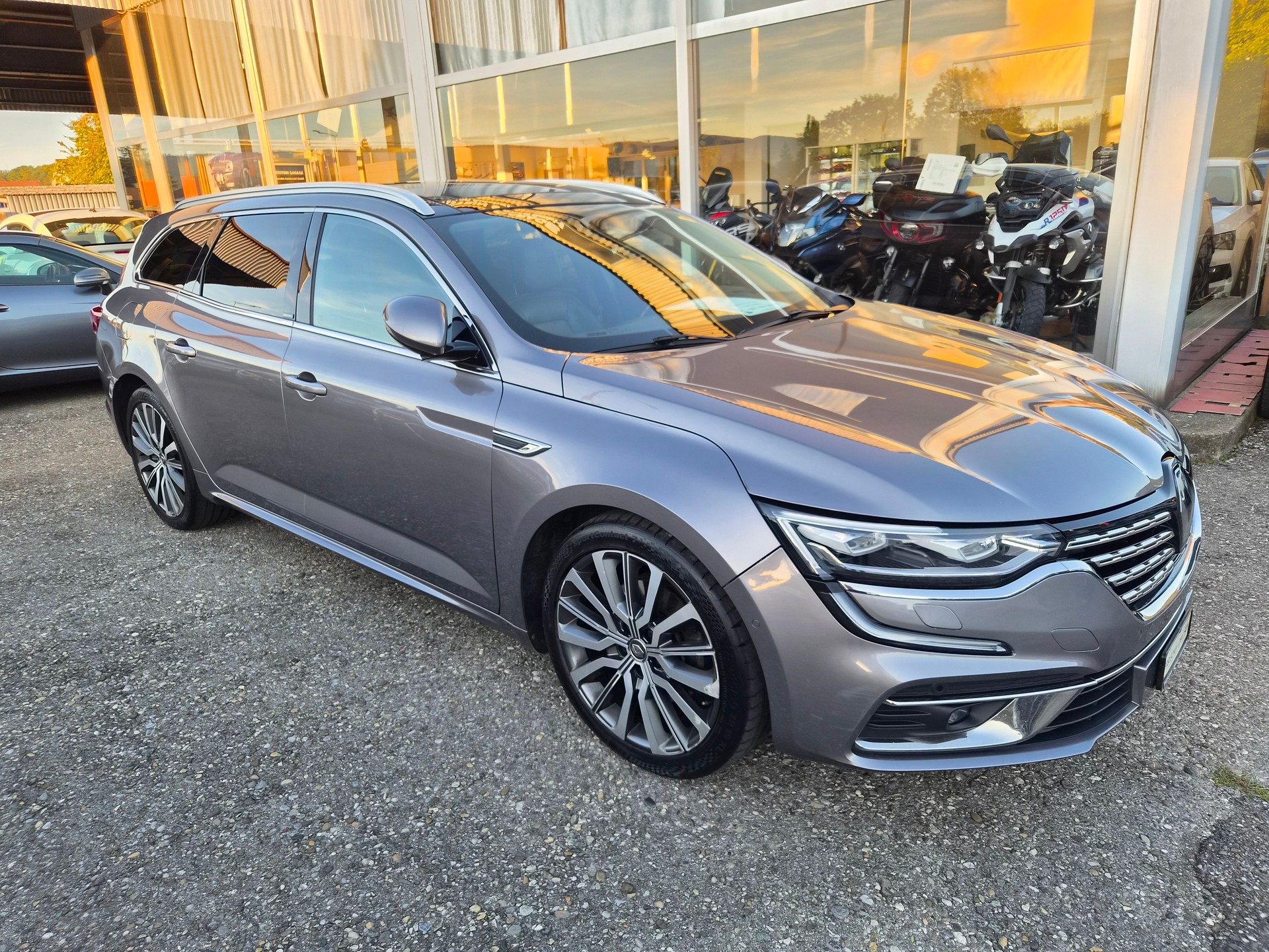 RENAULT Talisman Grandtour 2.0 Blue dCi Intens EDC-image-0