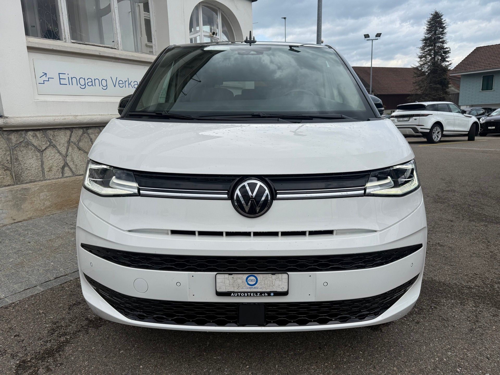 VW Multivan kurz 2.0 TDI Life Edition DSG Navigationssystem Volkswagen original 7 PLÄTZER-showroom-element-2