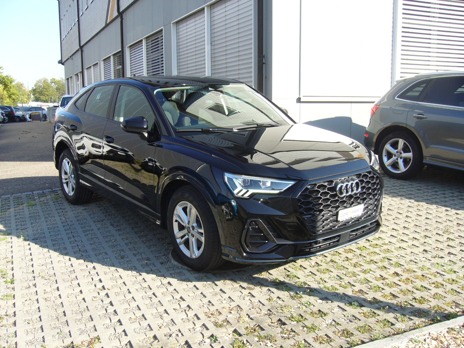 AUDI Q3 Sportback 35 TFSI S line Attraction S-tronic Mild Hybrid-image-0