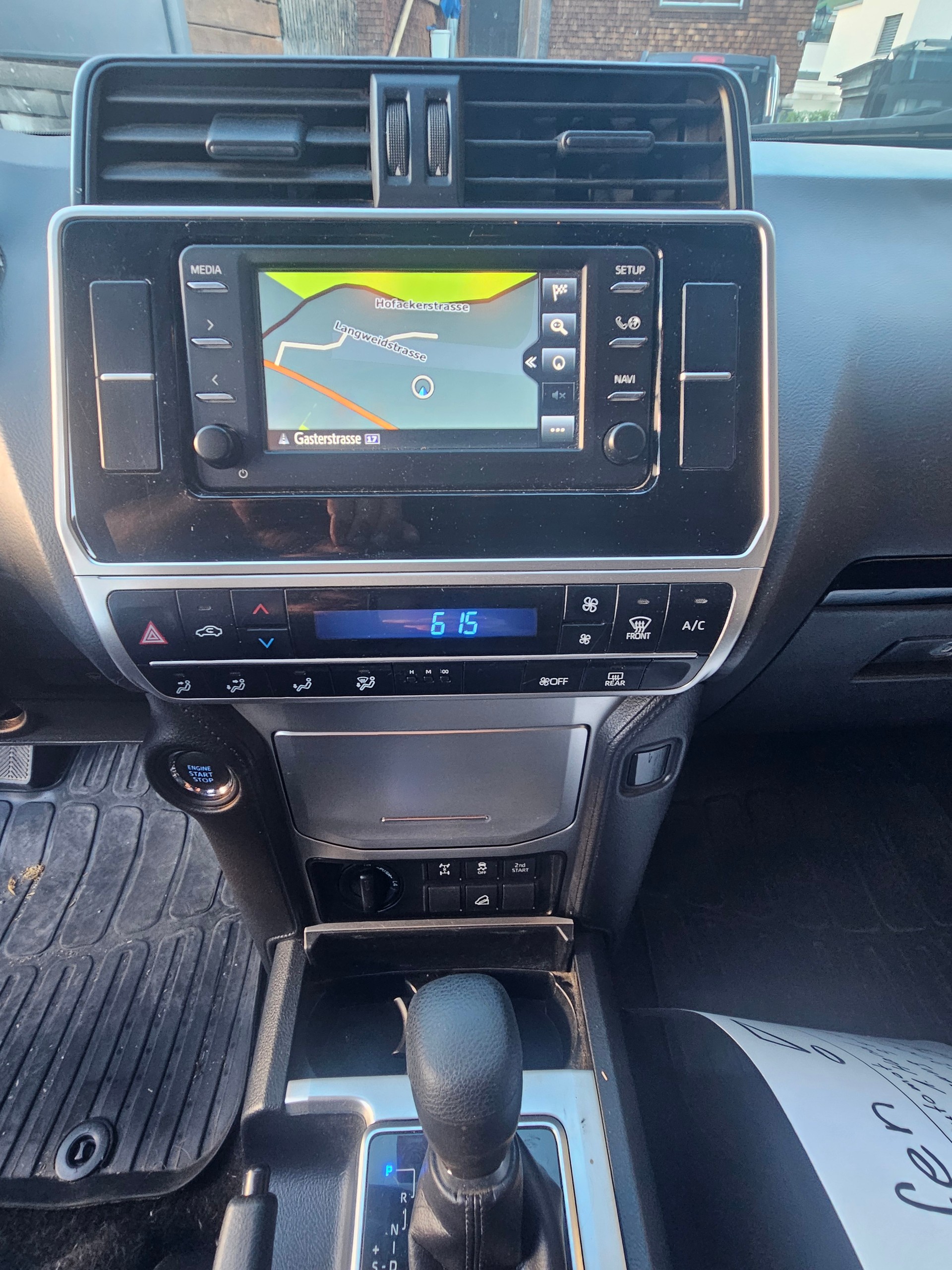 TOYOTA Land Cruiser 2.8TD Active Automat-image-4