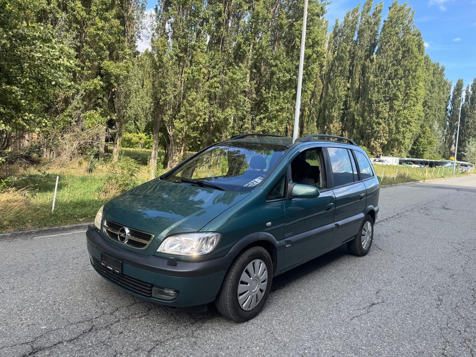 OPEL Zafira 1.8i 16V Linea Fresca-image-1