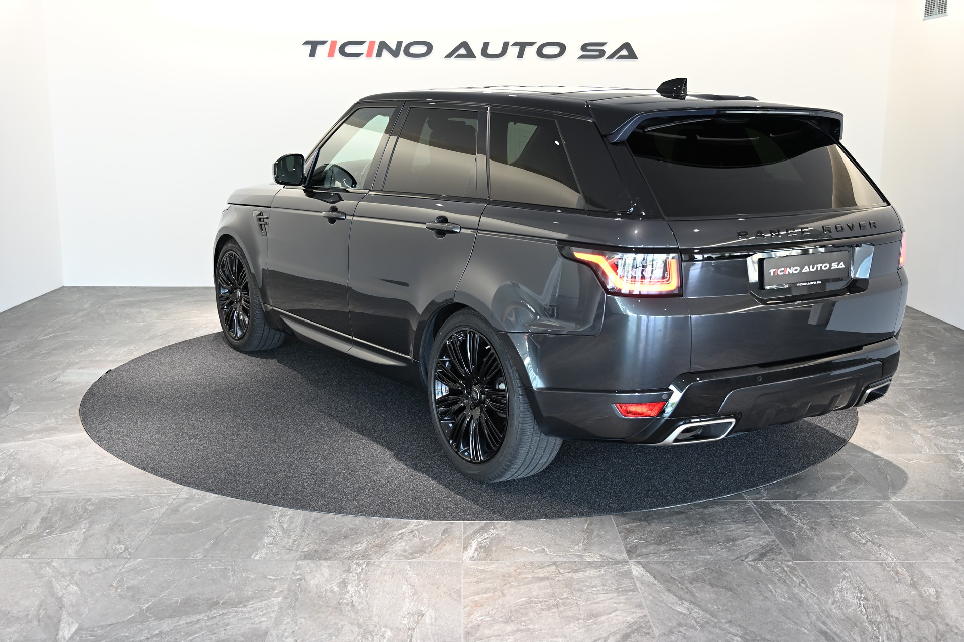 LAND ROVER Range Rover Sport 3.0 SDV6 HSE Dynamic Automatic-image-2