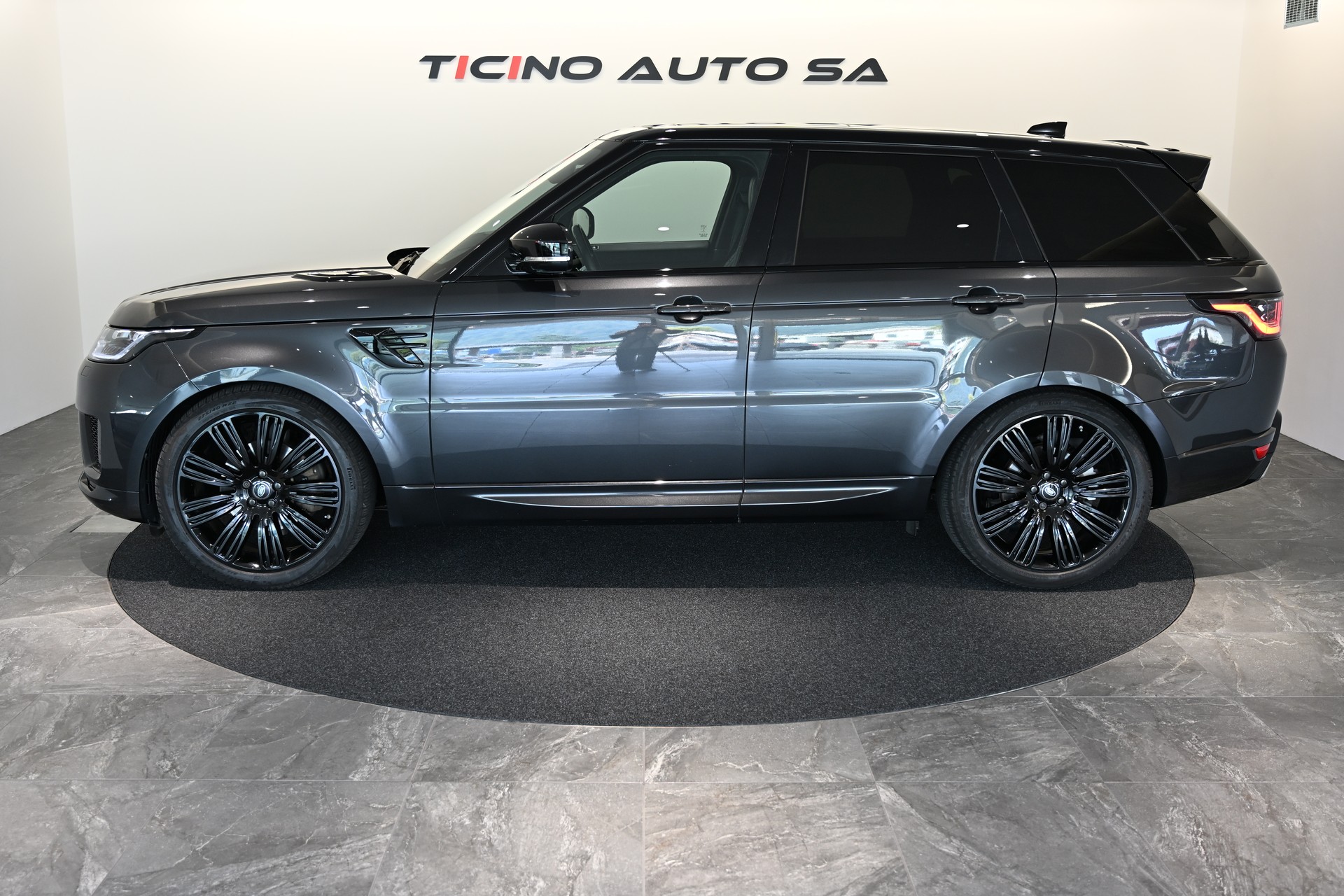 LAND ROVER Range Rover Sport 3.0 SDV6 HSE Dynamic Automatic-image-10