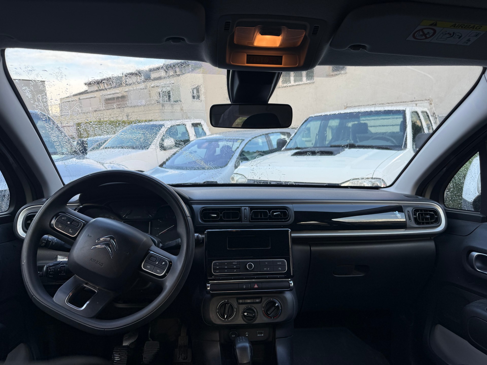 CITROEN C3 1.2i PureTech Live-image-8