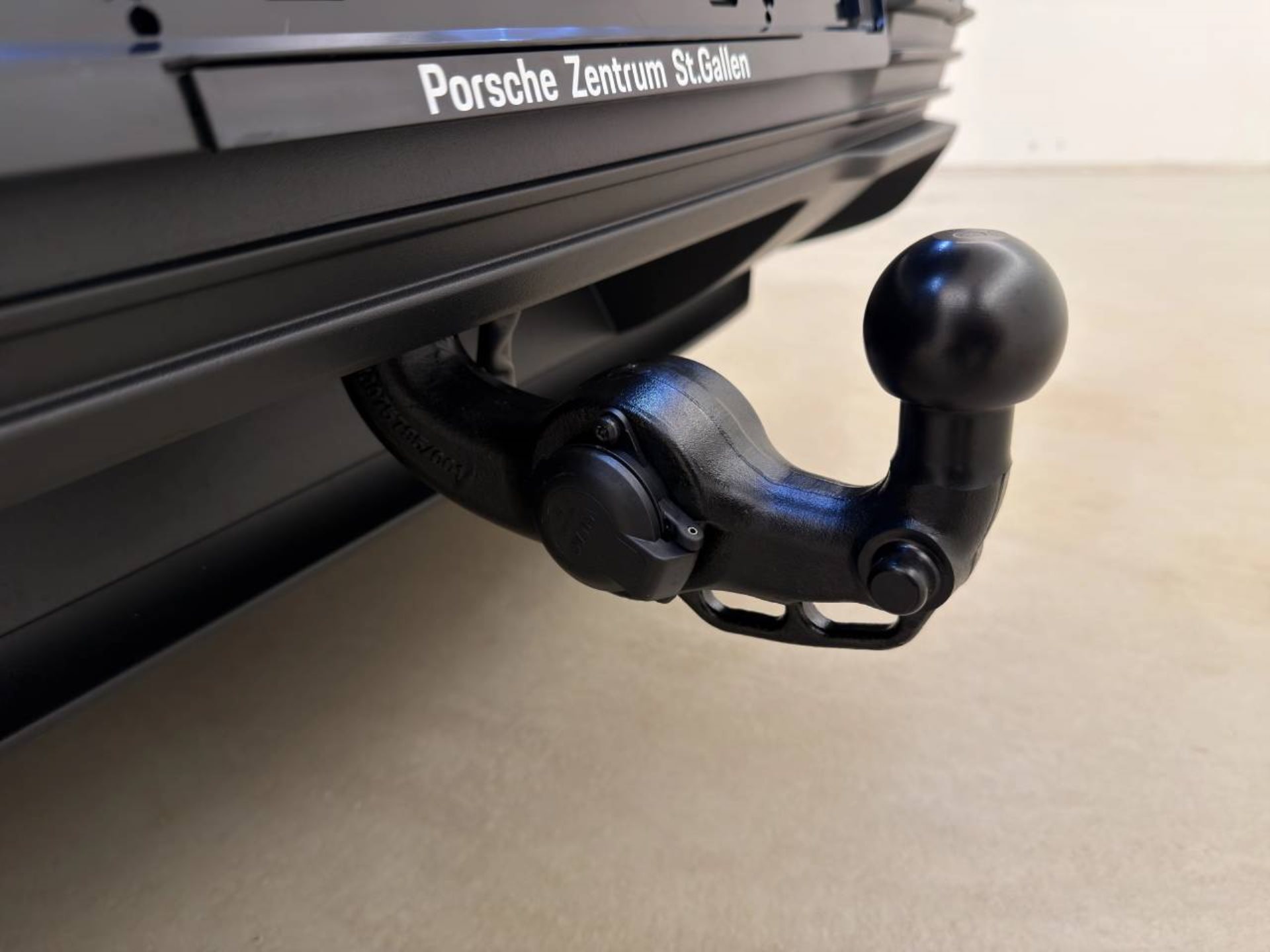 PORSCHE Macan 4S-image-11