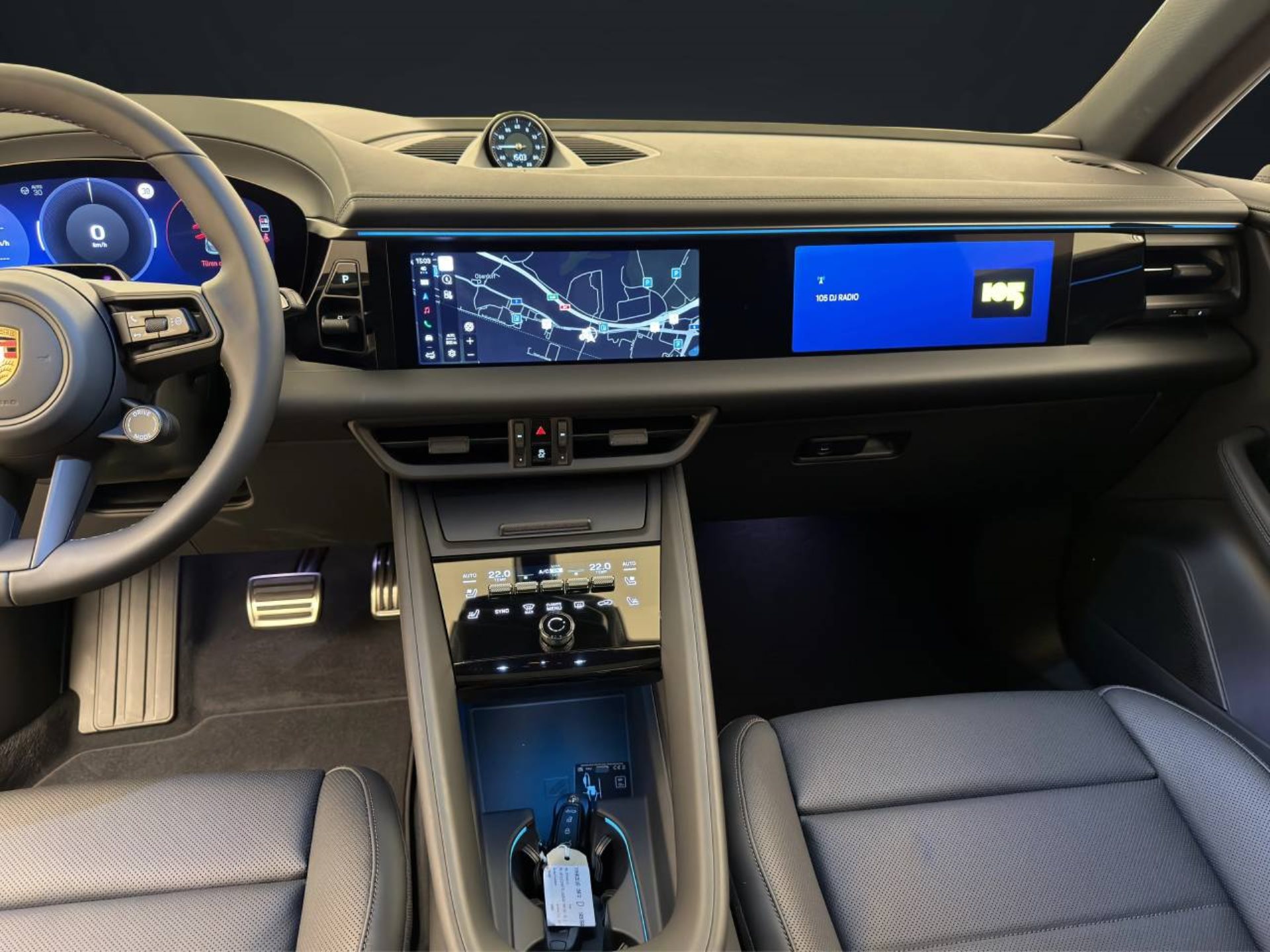 PORSCHE Macan 4S-image-16
