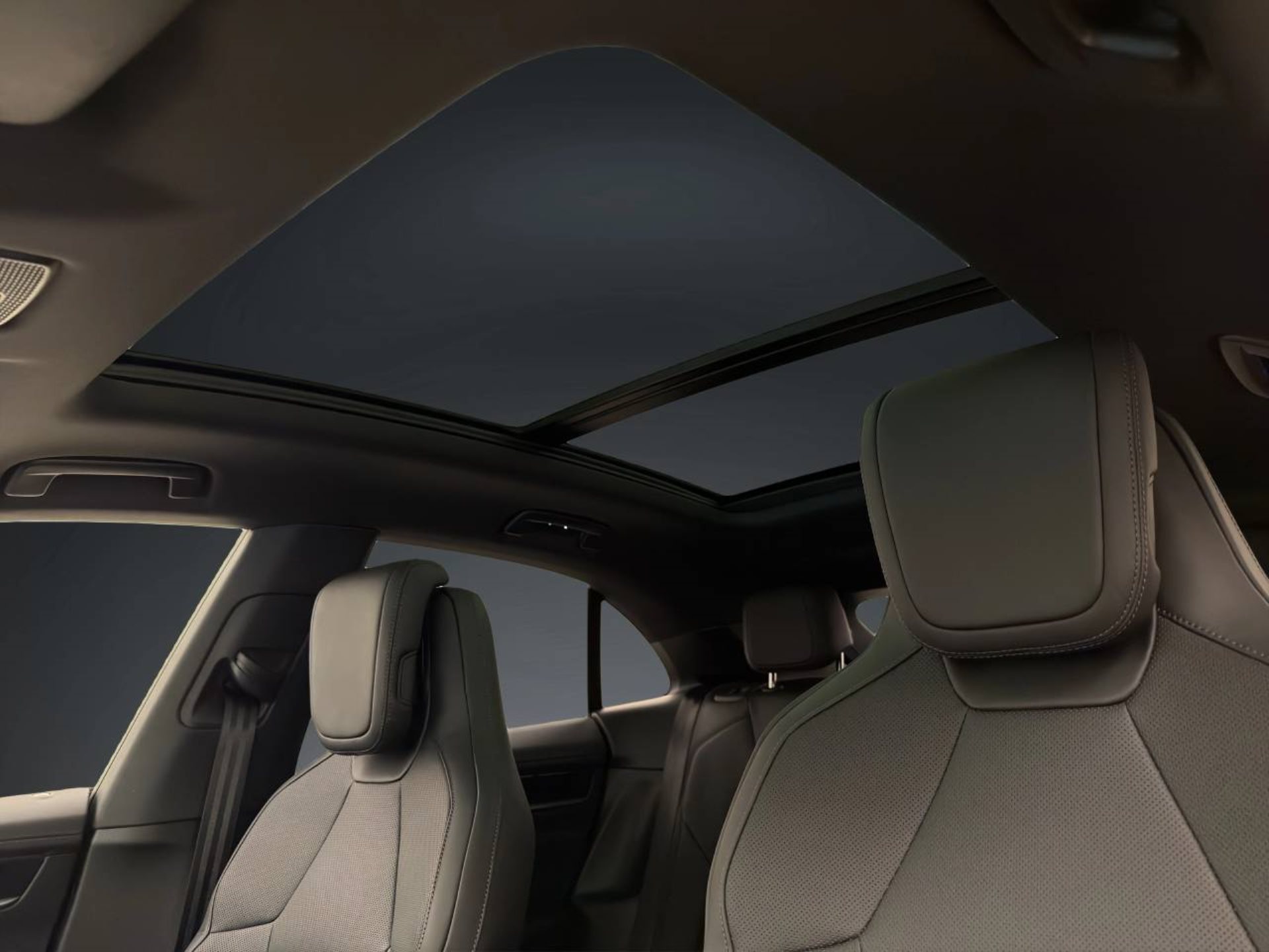 PORSCHE Macan 4S-image-13