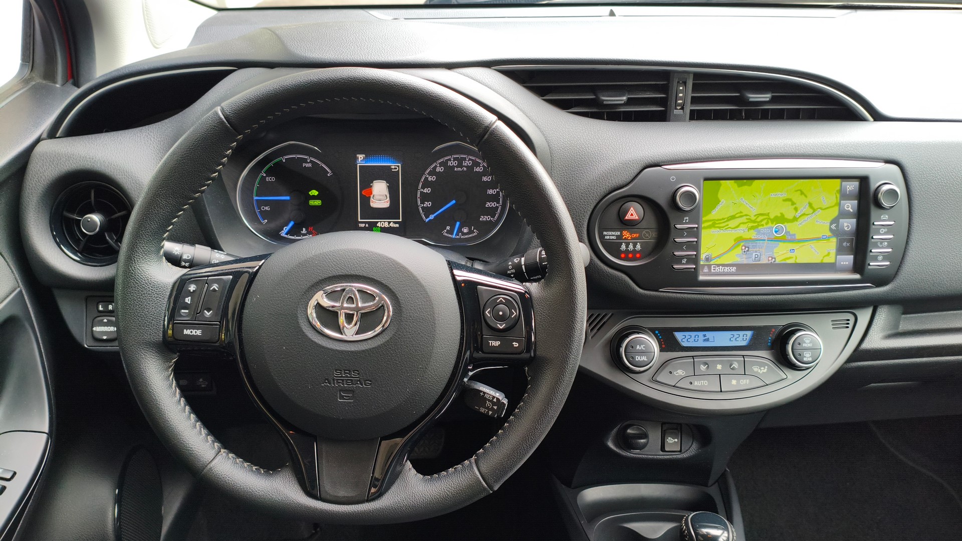 TOYOTA Yaris 1.5 VVT-i Hybrid Style e-CVT-image-10