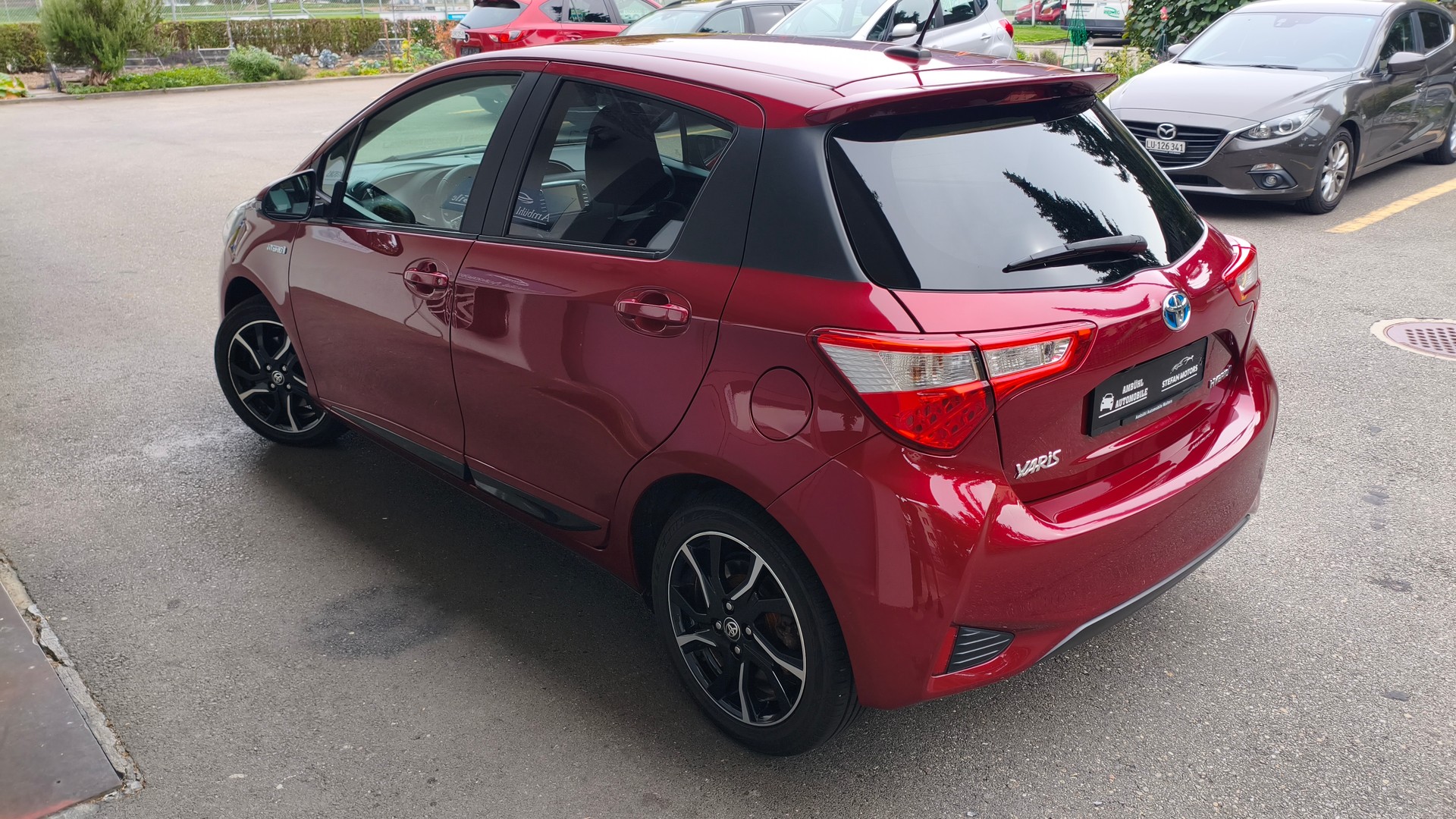 TOYOTA Yaris 1.5 VVT-i Hybrid Style e-CVT-image-4