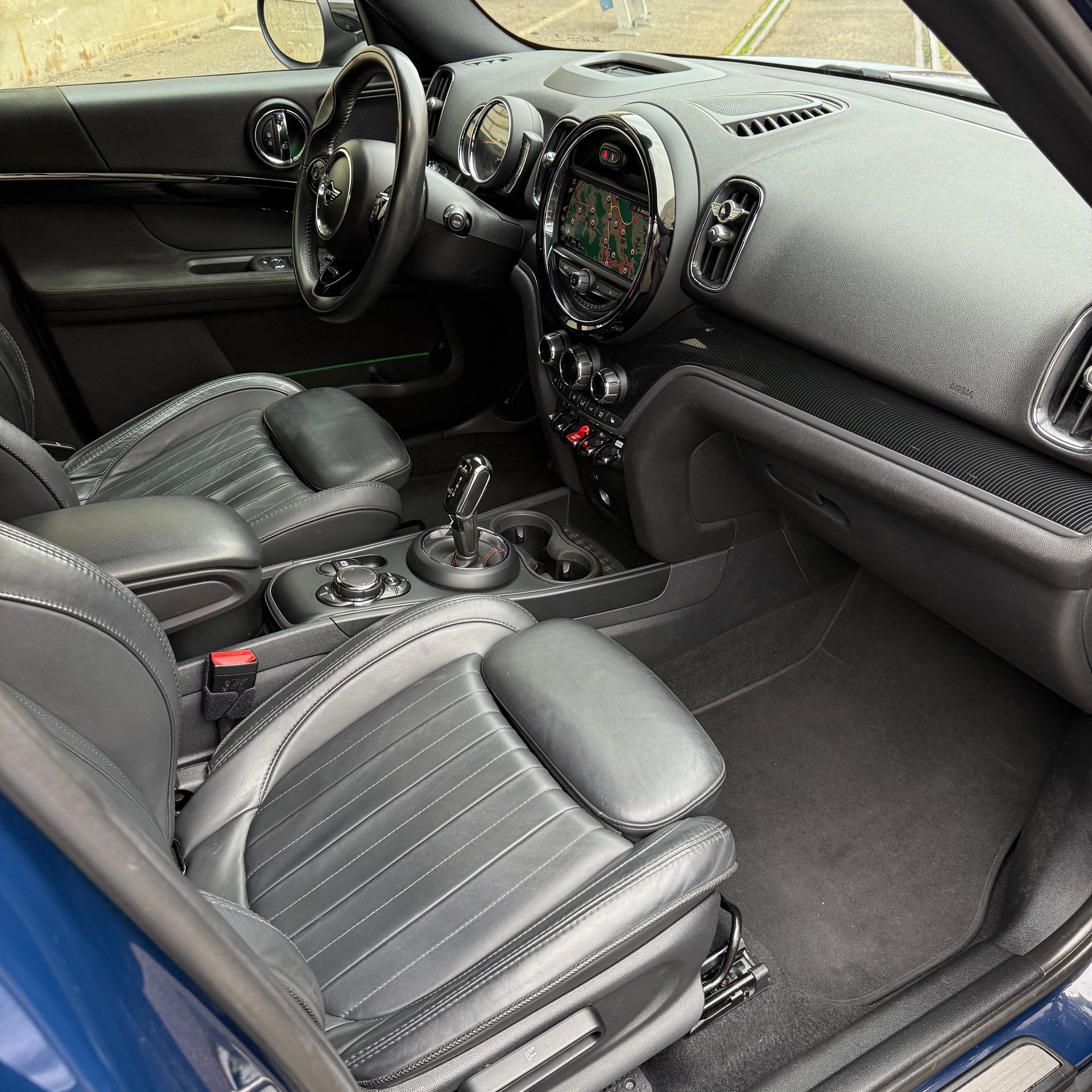 MINI Countryman Cooper S ALL4 Steptronic Swiss-image-12