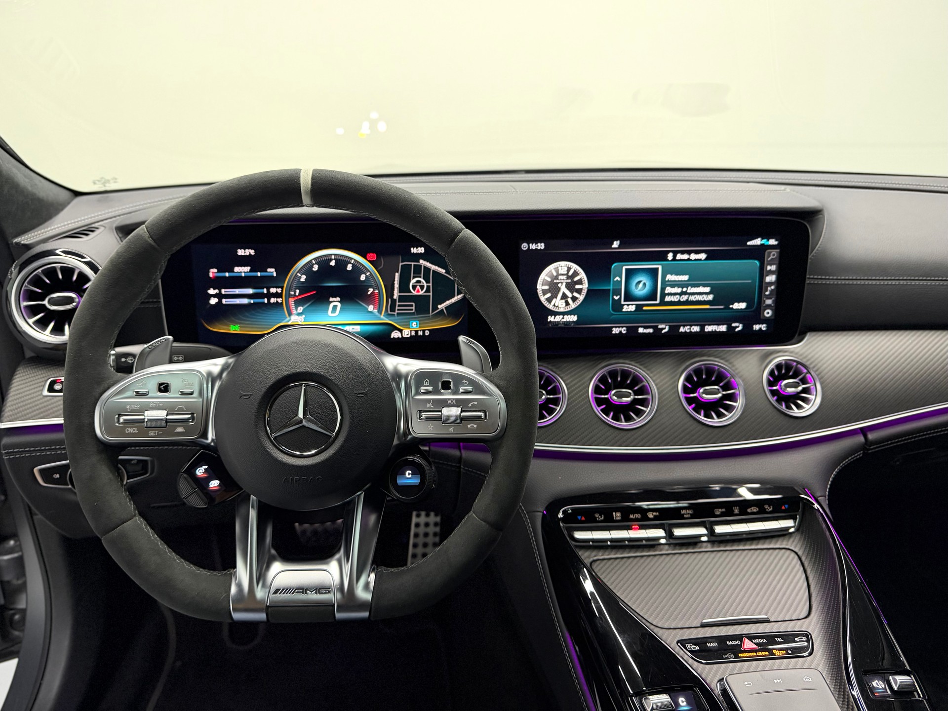 MERCEDES-BENZ AMG GT 4 63 S 4Matic+ Speedshift MCT-image-16