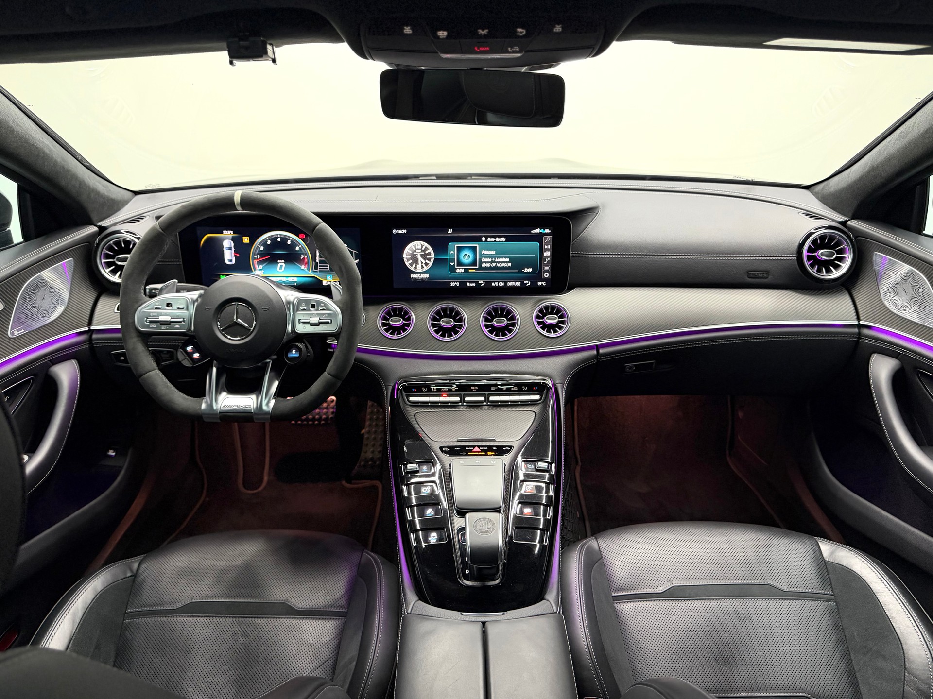 MERCEDES-BENZ AMG GT 4 63 S 4Matic+ Speedshift MCT-image-10