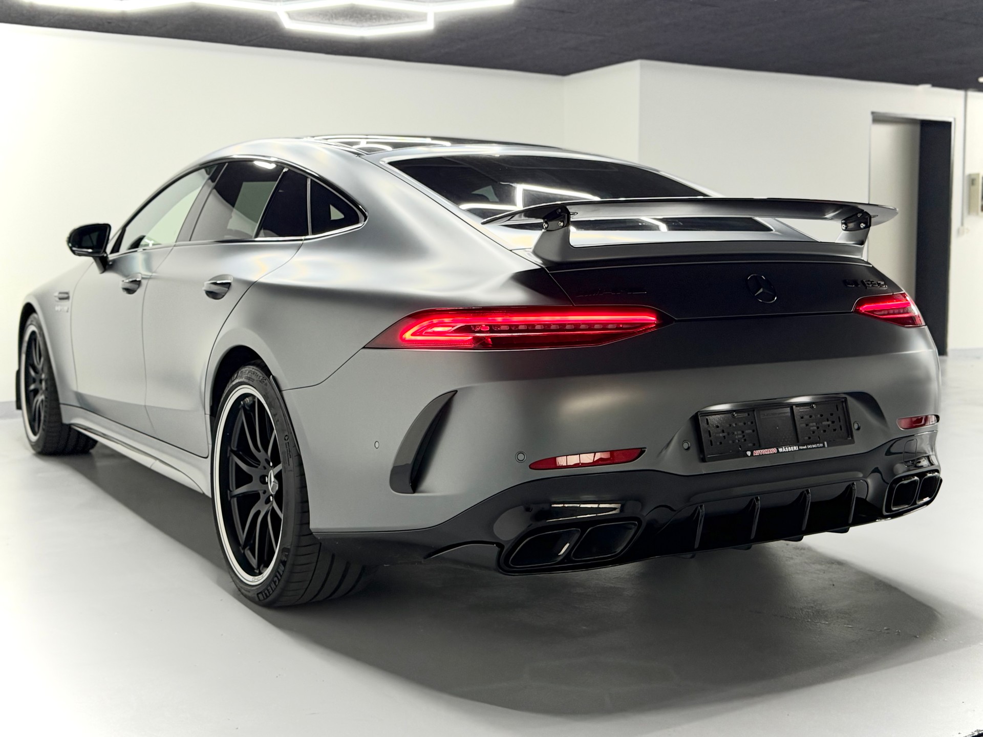 MERCEDES-BENZ AMG GT 4 63 S 4Matic+ Speedshift MCT-image-4
