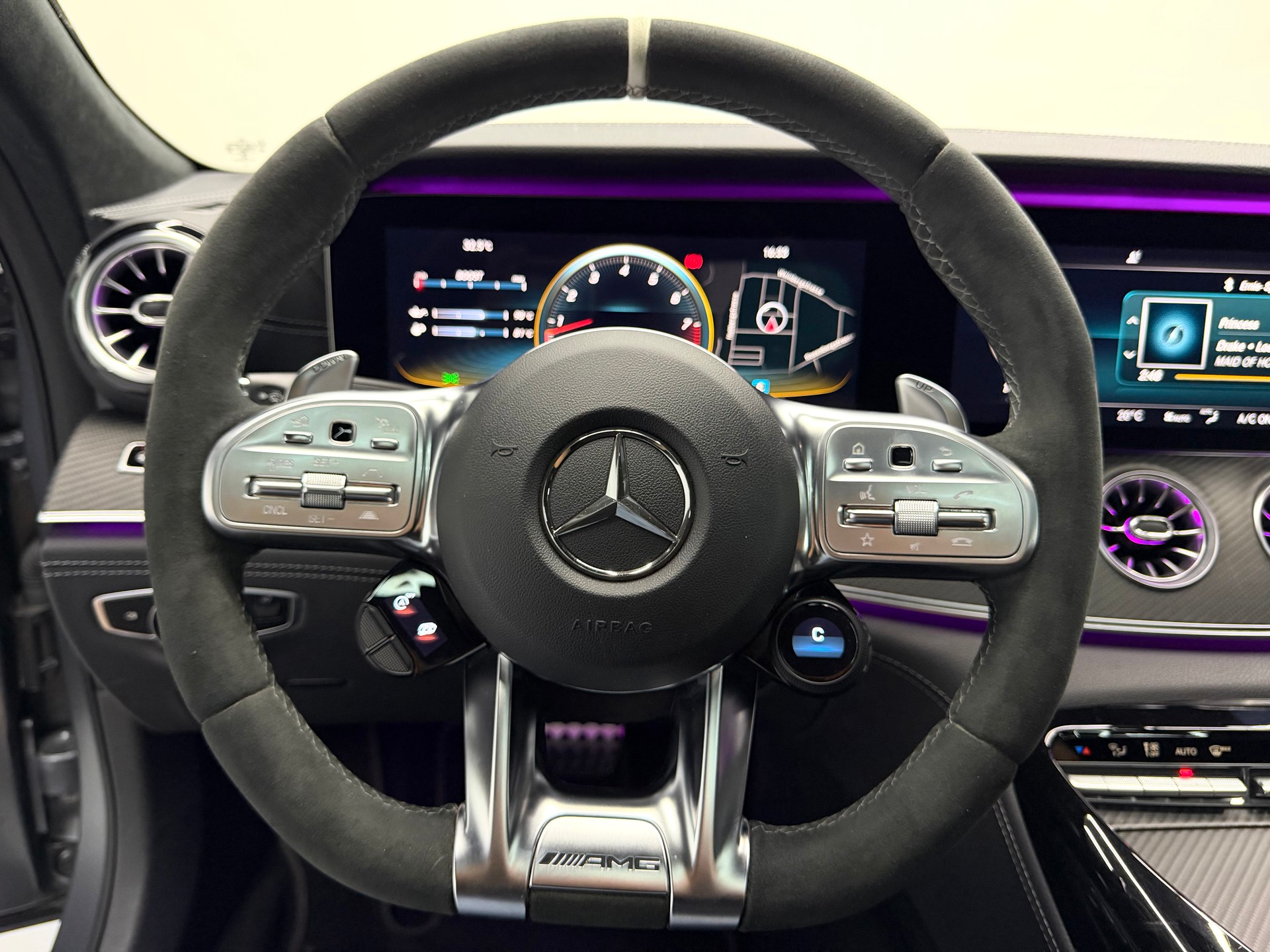 MERCEDES-BENZ AMG GT 4 63 S 4Matic+ Speedshift MCT-image-17