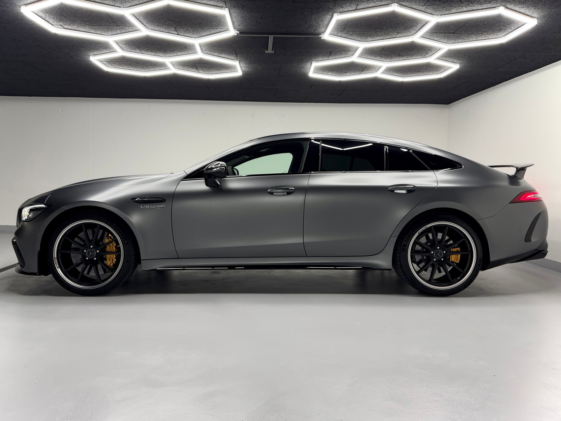MERCEDES-BENZ AMG GT 4 63 S 4Matic+ Speedshift MCT-image-5