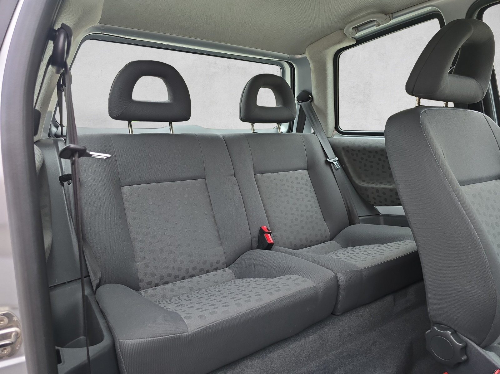 VW Lupo 50 ABS OXFORD Edition-image-12