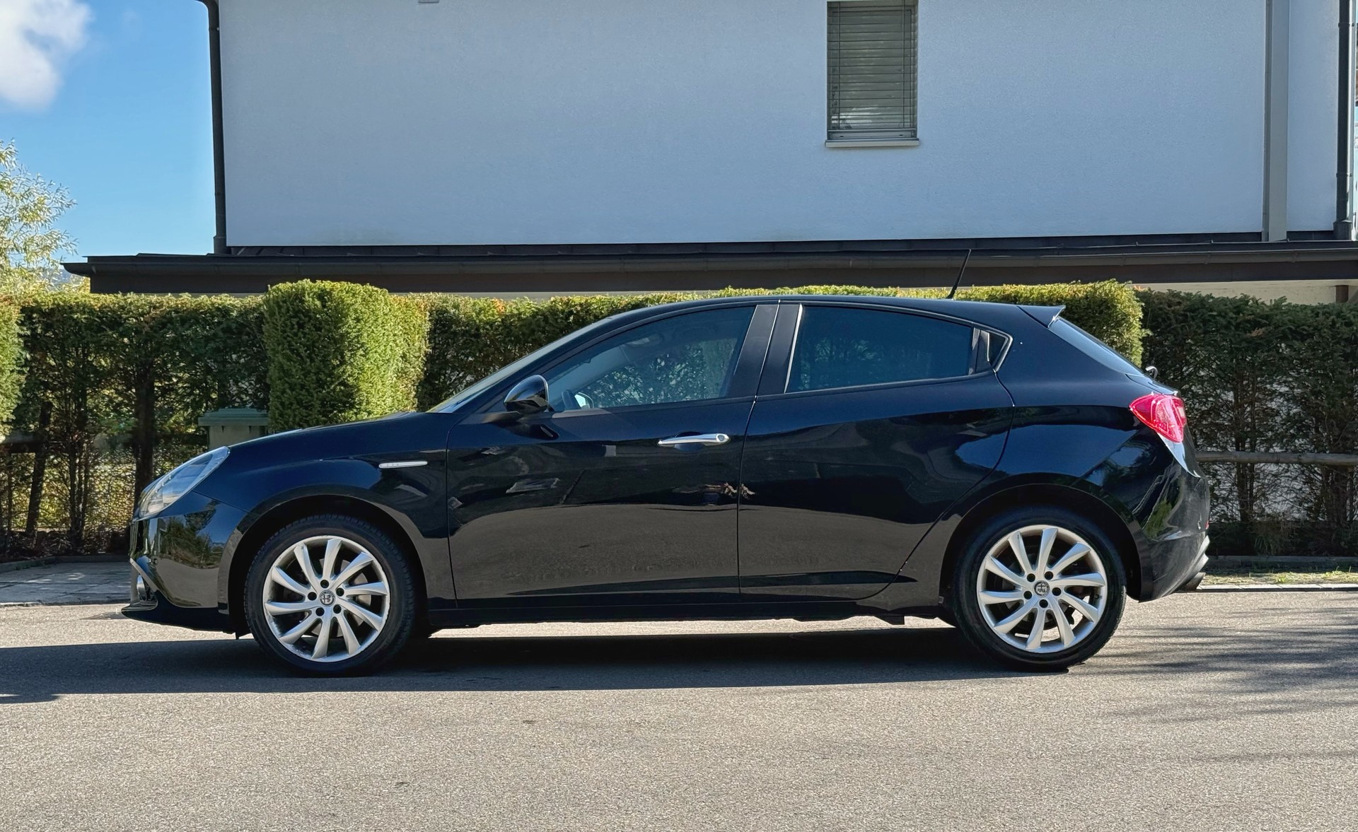 ALFA ROMEO Giulietta 1.4 T MultiAir |150 PS | MFK 06.2025 | Sportlich & gepflegt-image-6