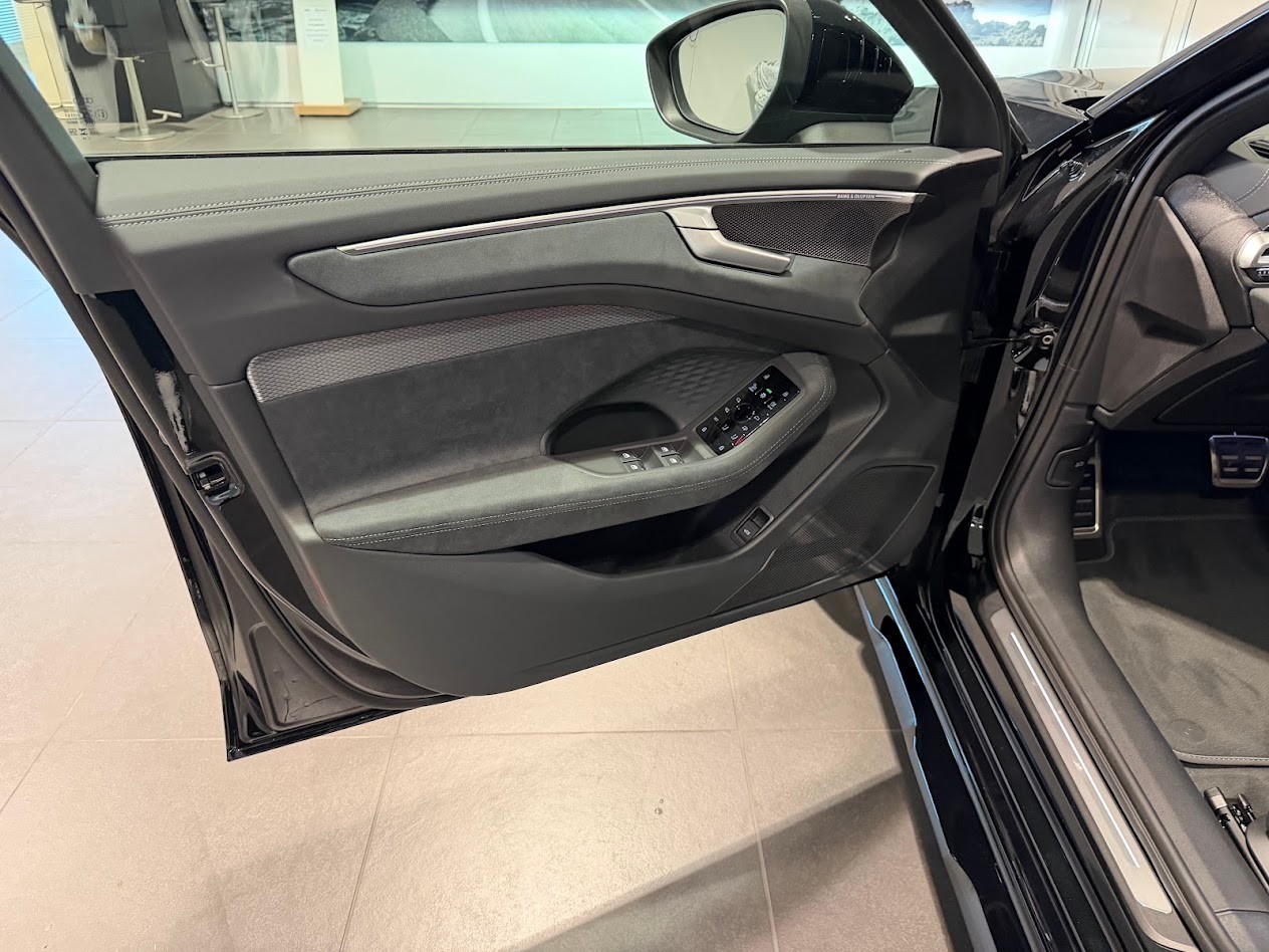AUDI A6 allroad TDI quattro 220 kW S tronic-image-2