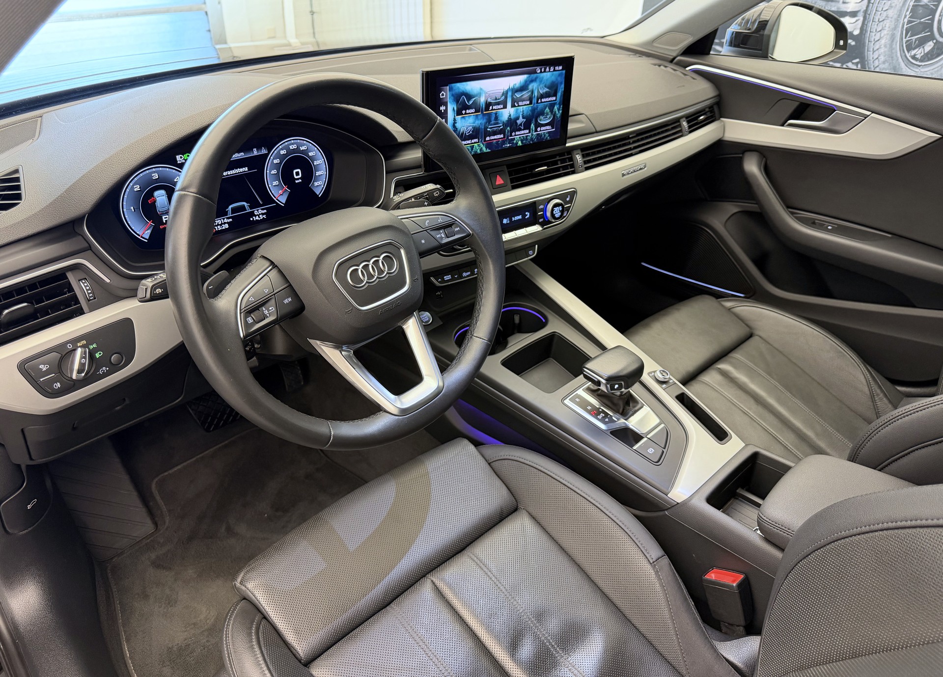 AUDI A4 Avant 40 TDI advanced Attraction quattro S-tronic-image-6