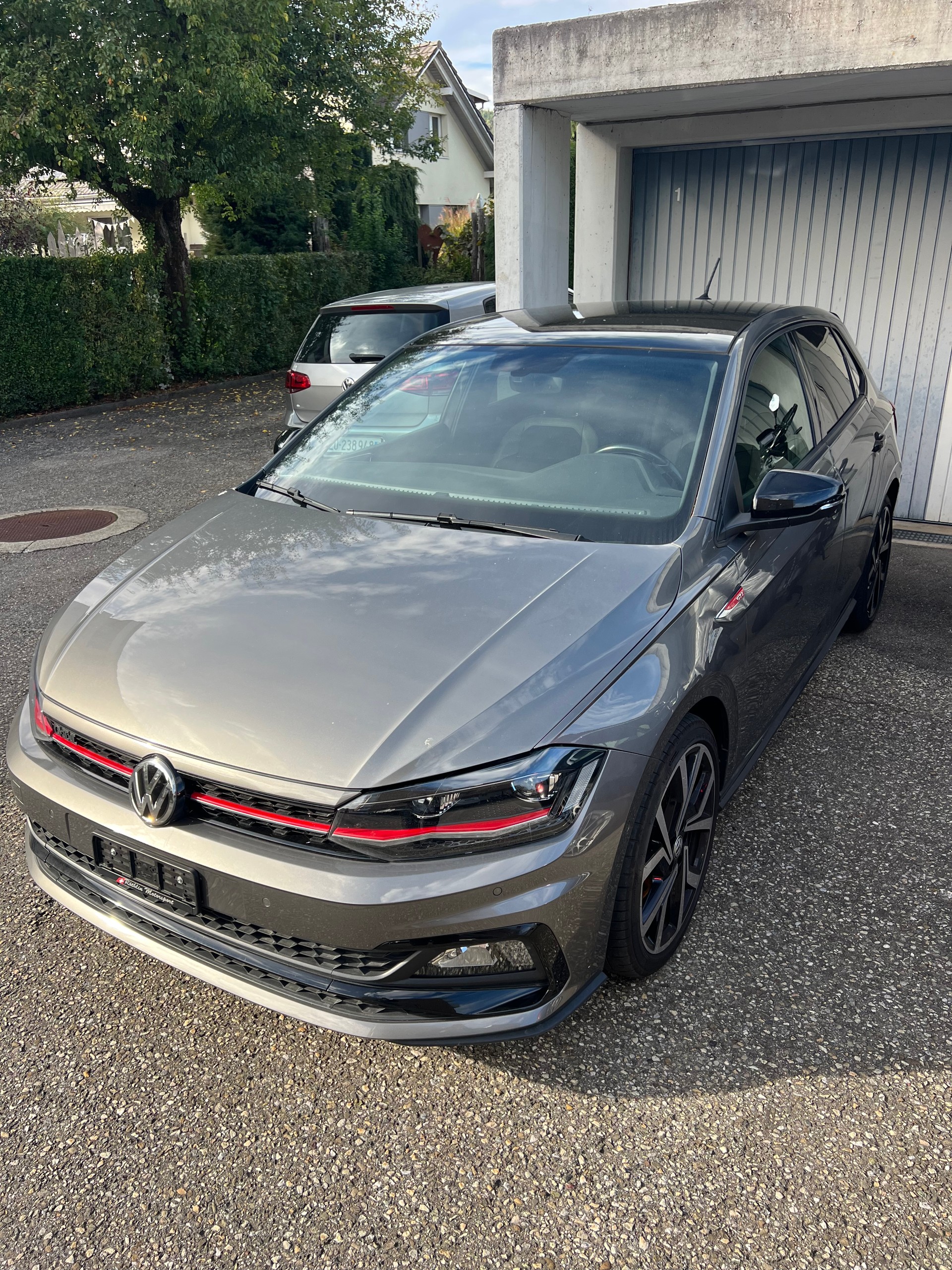VW Polo 2.0 TSI GTI DSG-image-9