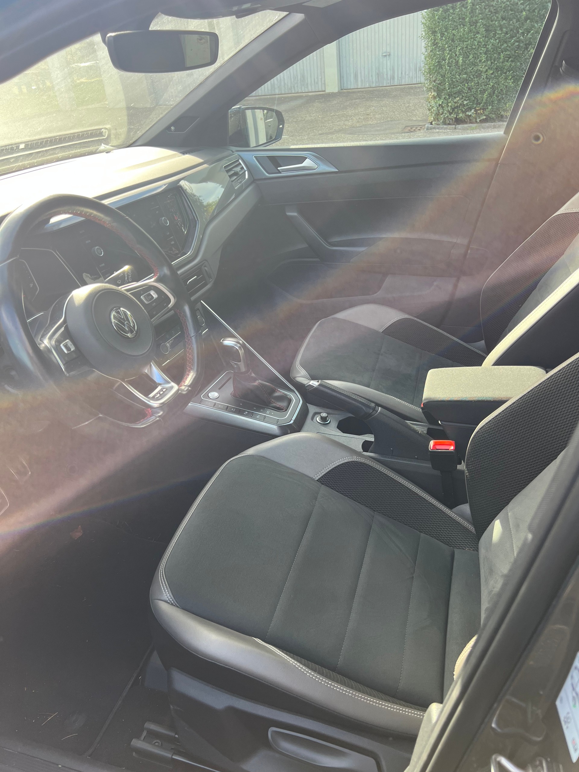 VW Polo 2.0 TSI GTI DSG-image-7