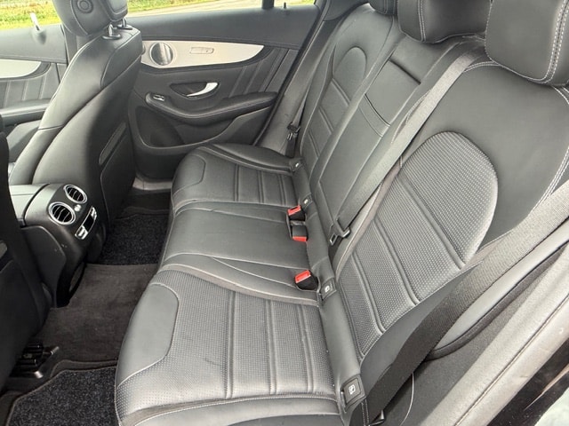 MERCEDES-BENZ GLC 63 S AMG 4Matic+ 9G-Tronic-image-9