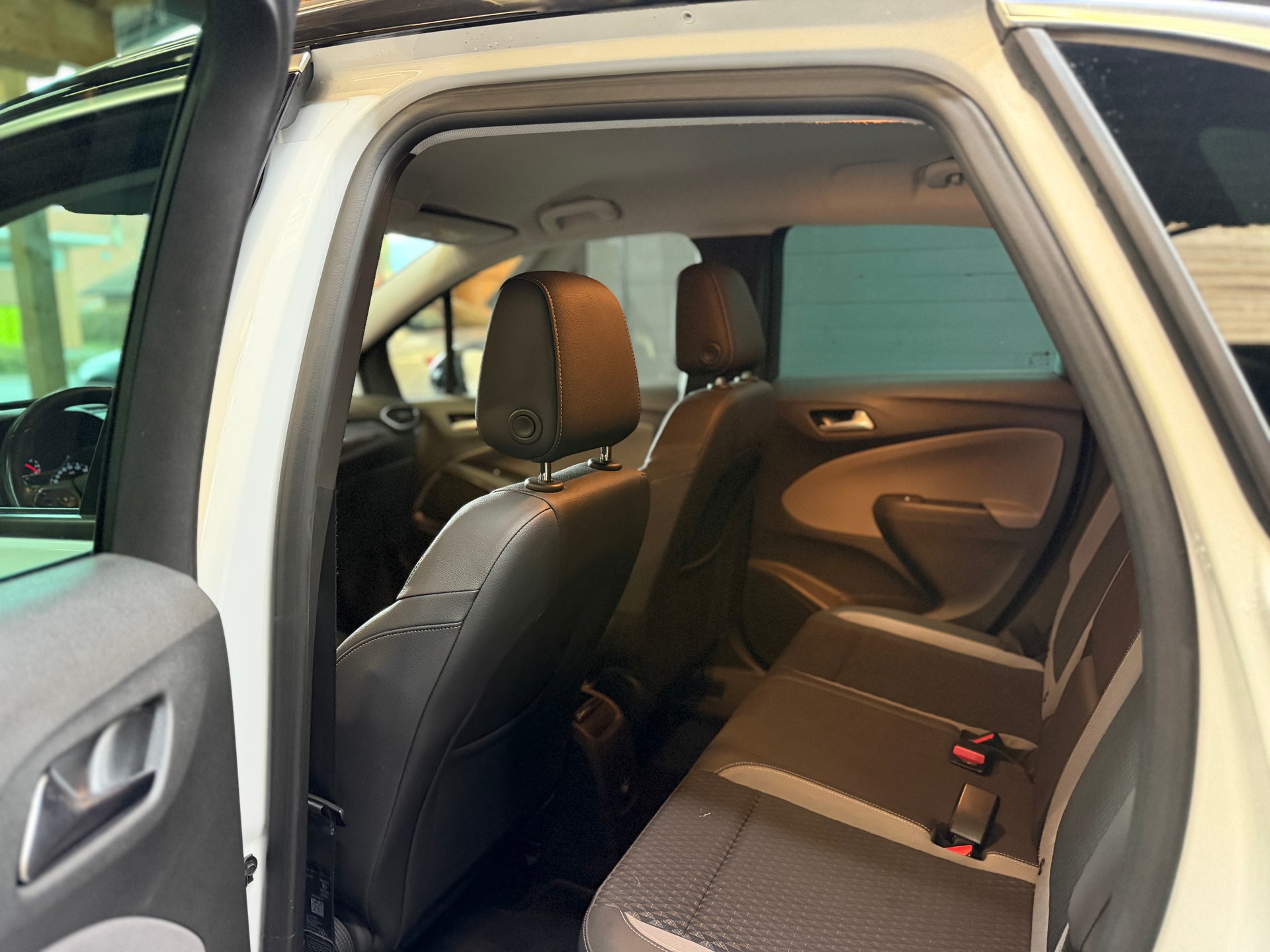 OPEL Crossland X 1.2i TP Ultimate Automatik-image-10