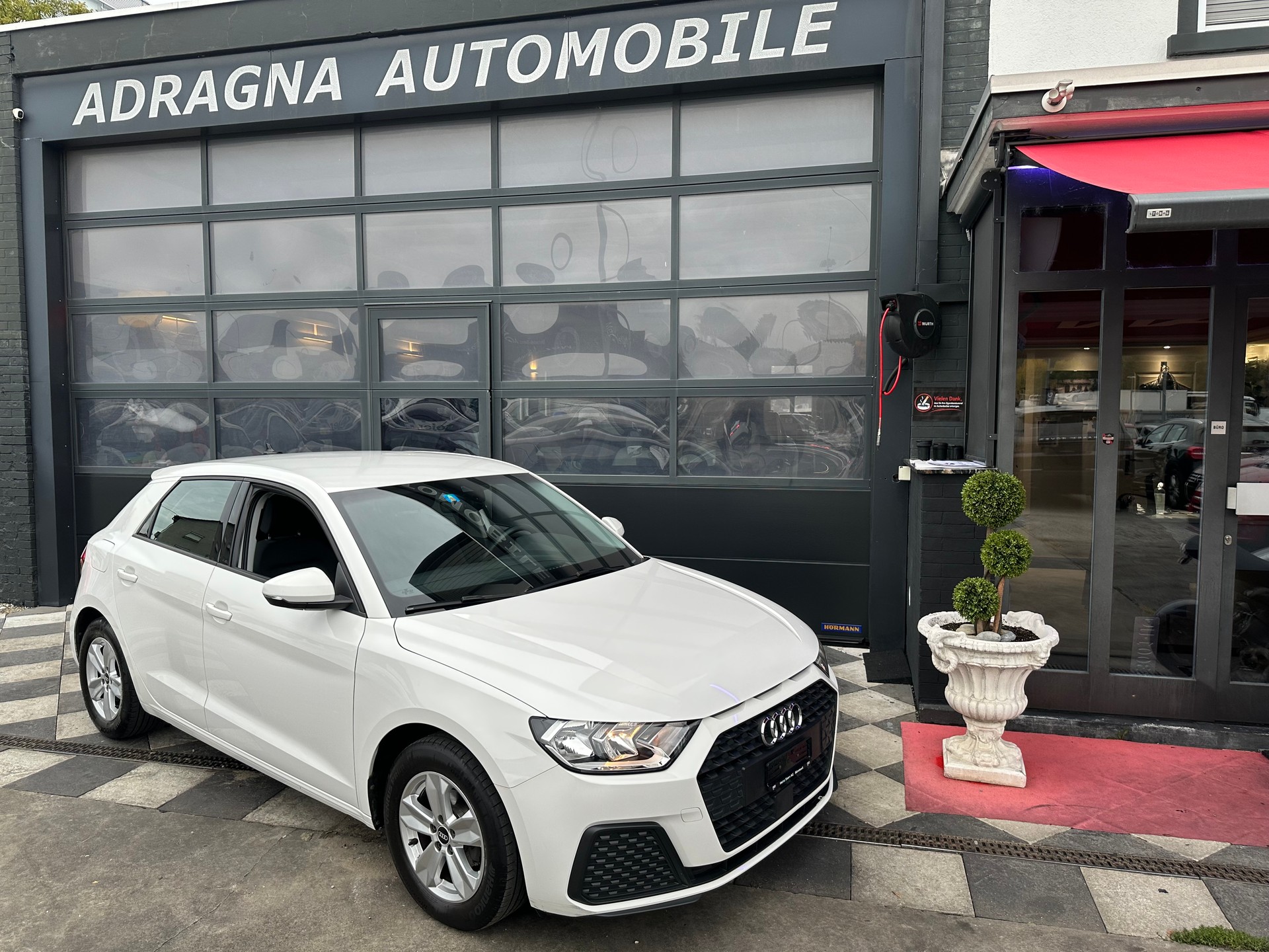 AUDI A1 Sportback 25 TFSI S-tronic-image-1