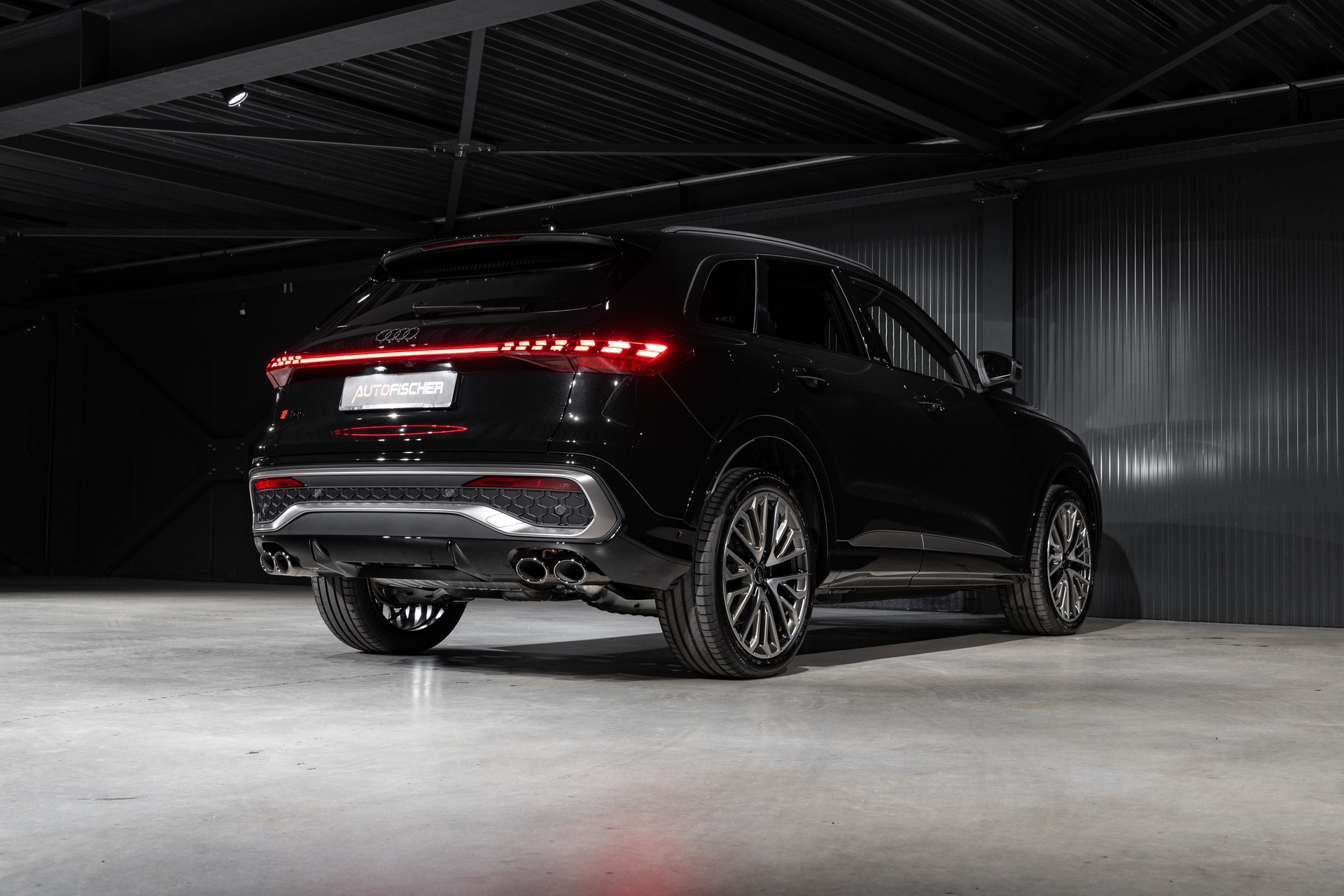 AUDI SQ5 TFSI quattro S-tronic-image-7