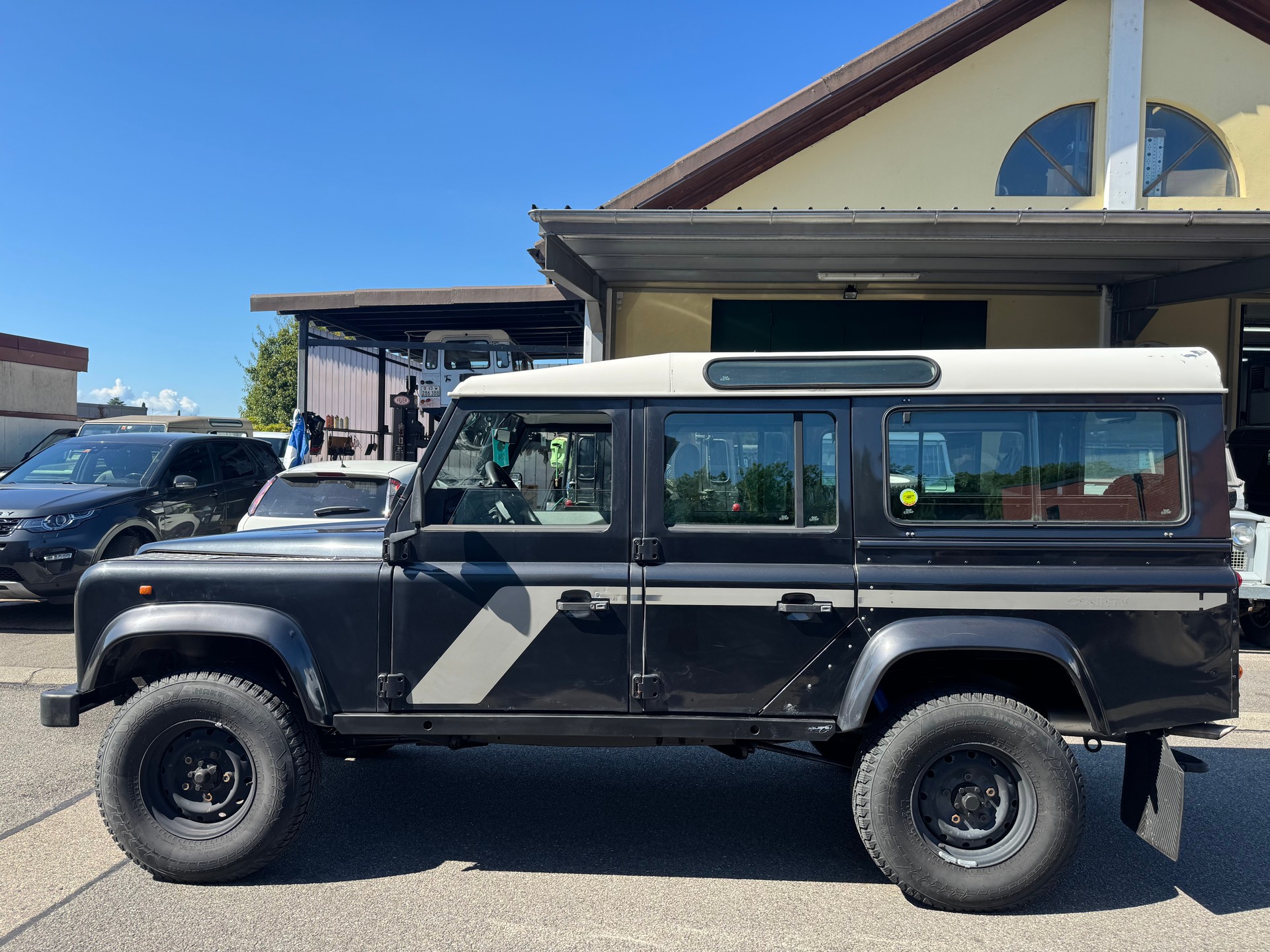 LAND ROVER 110CSW 2.5 Tdi-image-7
