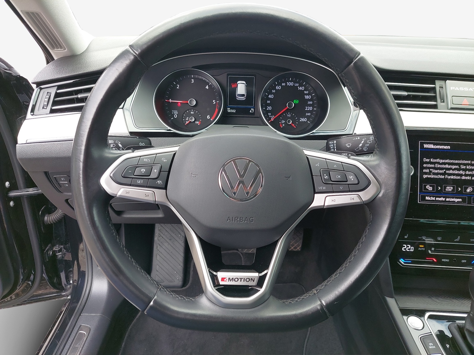 VW Passat 2.0 TDI BMT Elegance 4Motion DSG-image-9