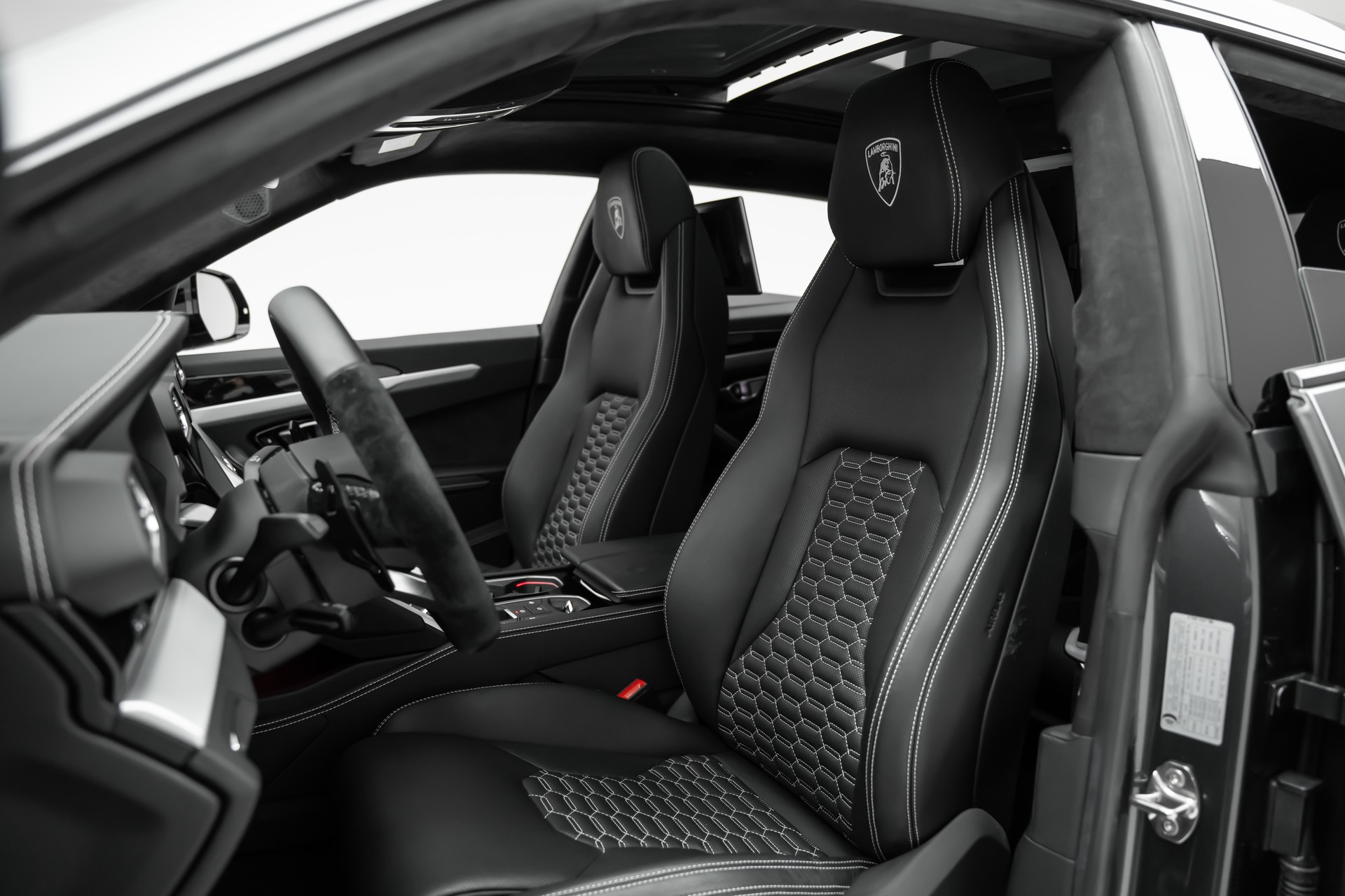 LAMBORGHINI Urus E-Gear-image-11