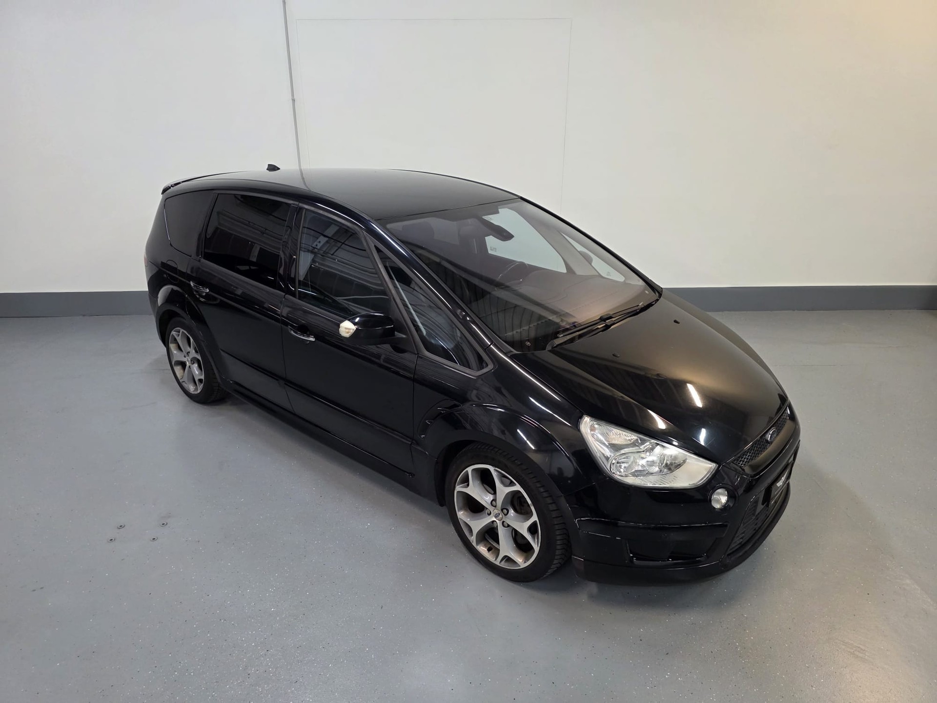 FORD S-Max 2.2 TDCi Titanium-image-0