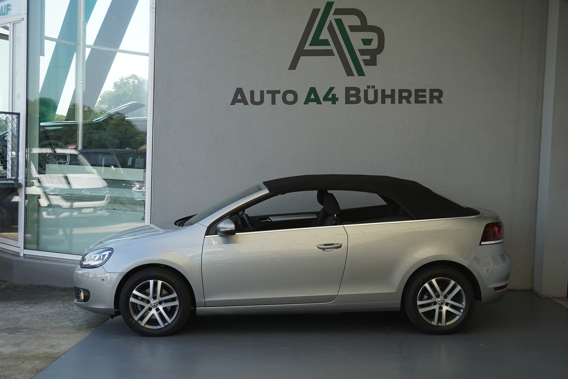 VW Golf 1.4 TSI Cabriolet Automat 122PS-image-0