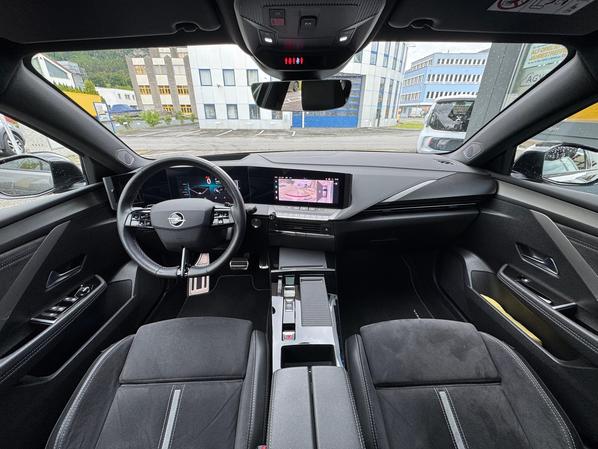 OPEL Astra GSE 1.6Turbo PHEV-image-7