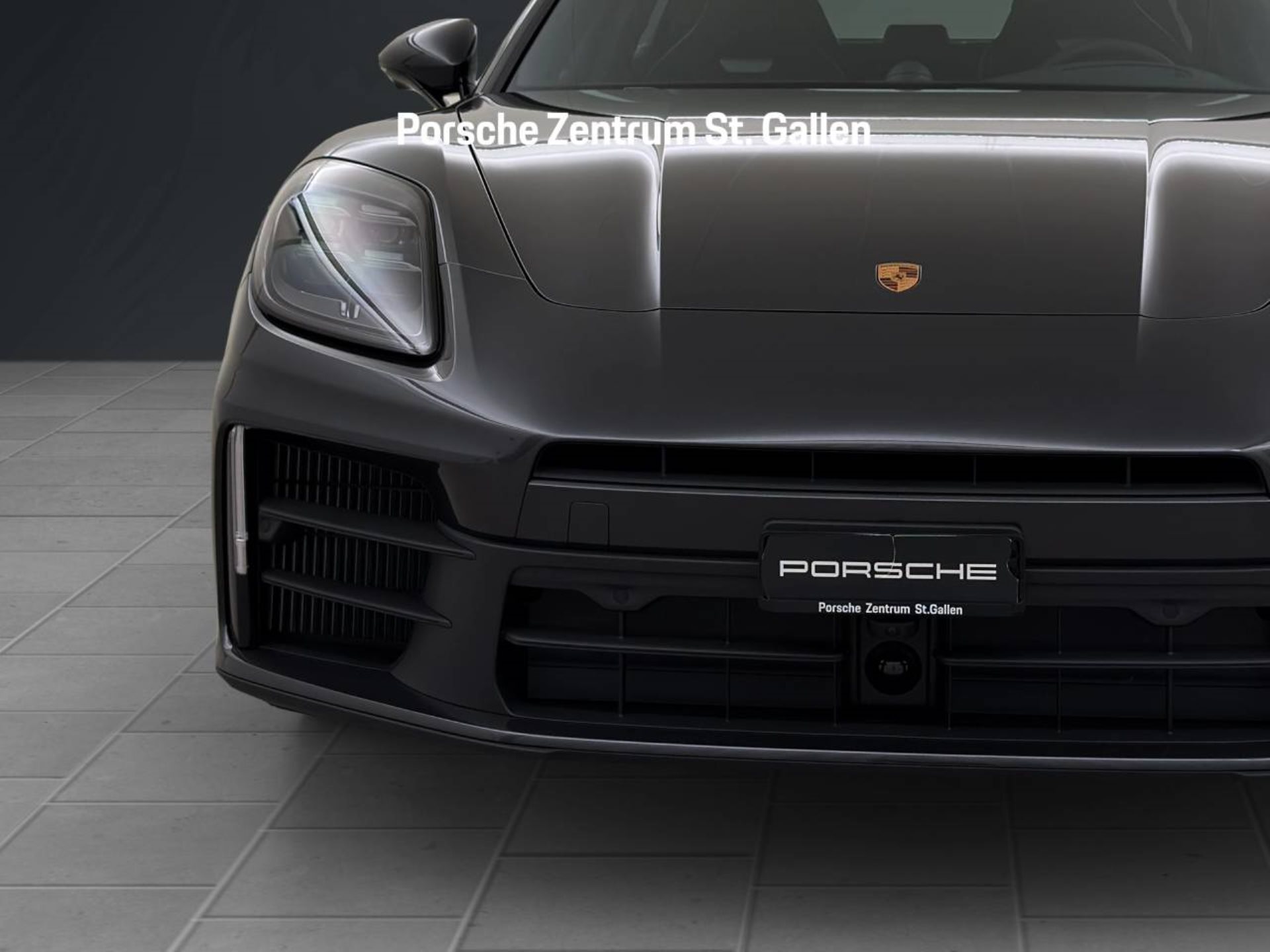 PORSCHE Panamera 4S E-Hybrid-image-9