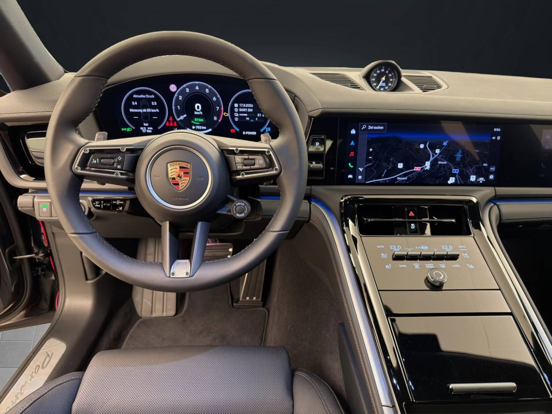 PORSCHE Panamera 4S E-Hybrid-image-14