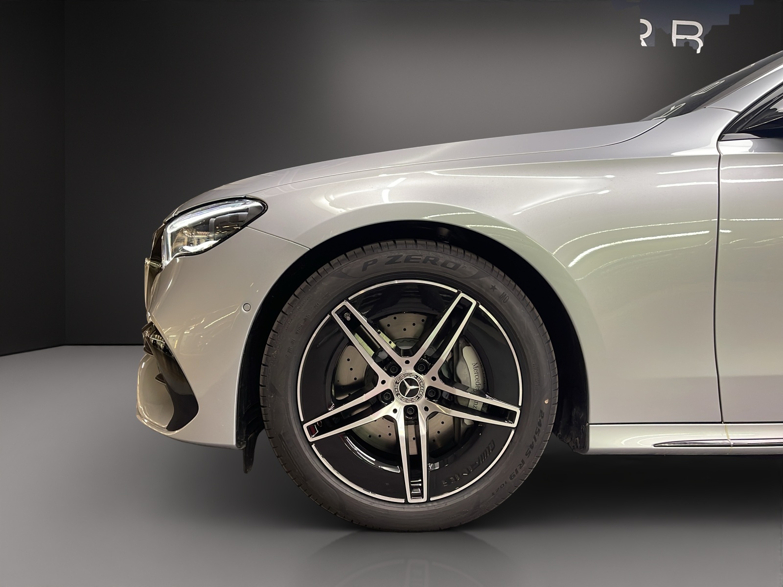 MERCEDES-BENZ E 200 T 9G-Tronic 4Matic-image-5