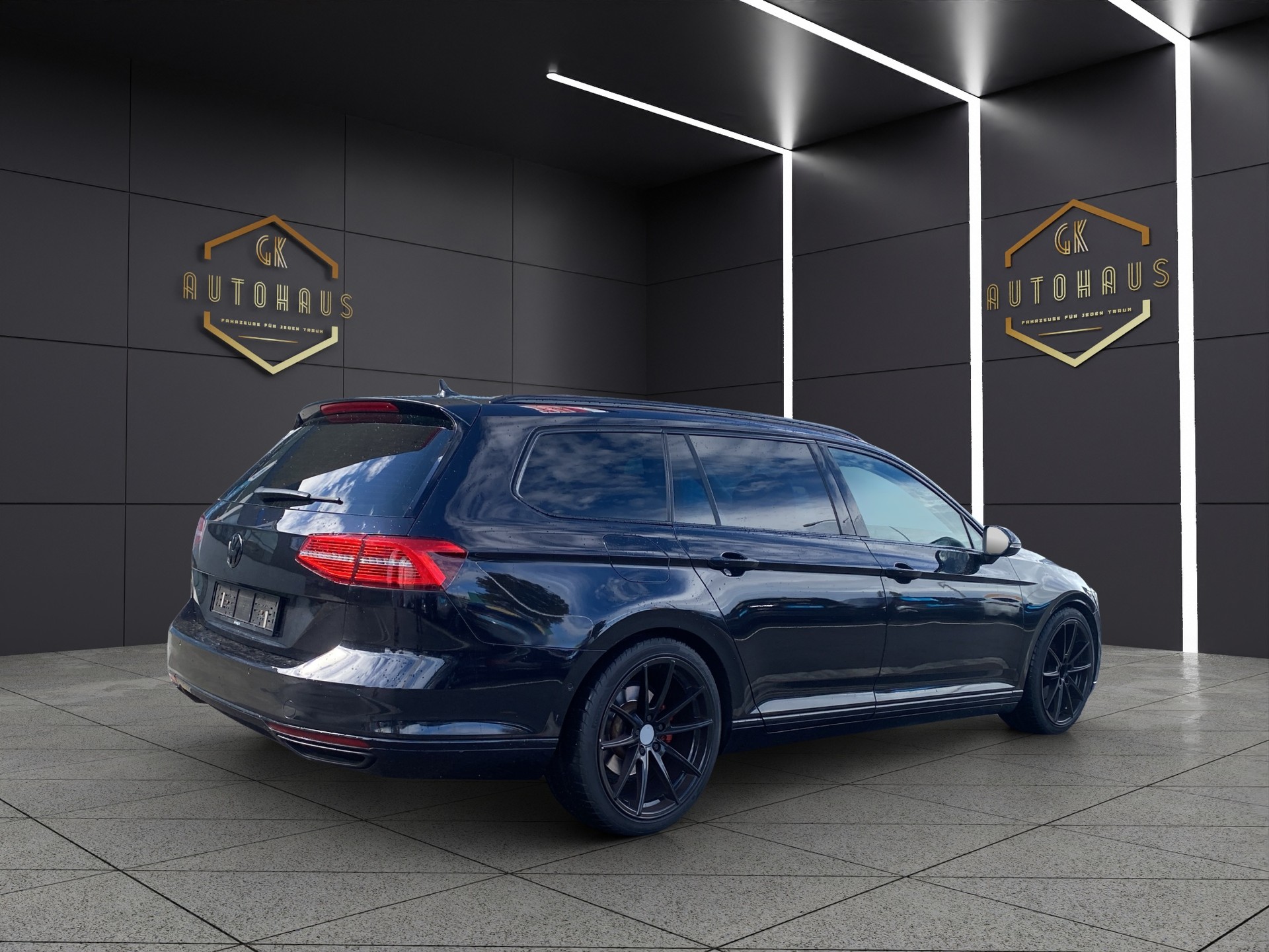 VW Passat Variant 2.0 TDI BMT Highline DSG 4Motion-image-4