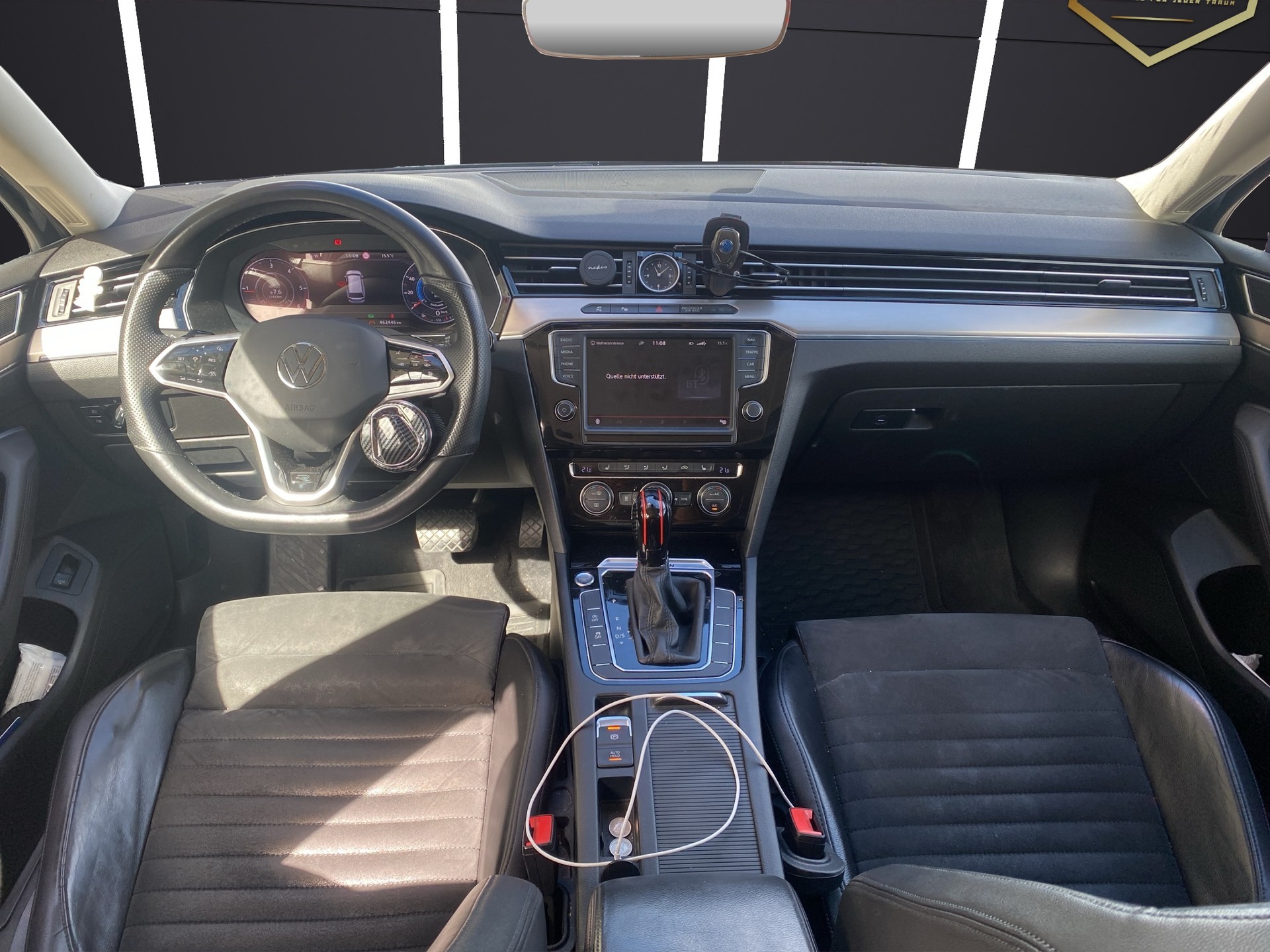 VW Passat Variant 2.0 TDI BMT Highline DSG 4Motion-image-9